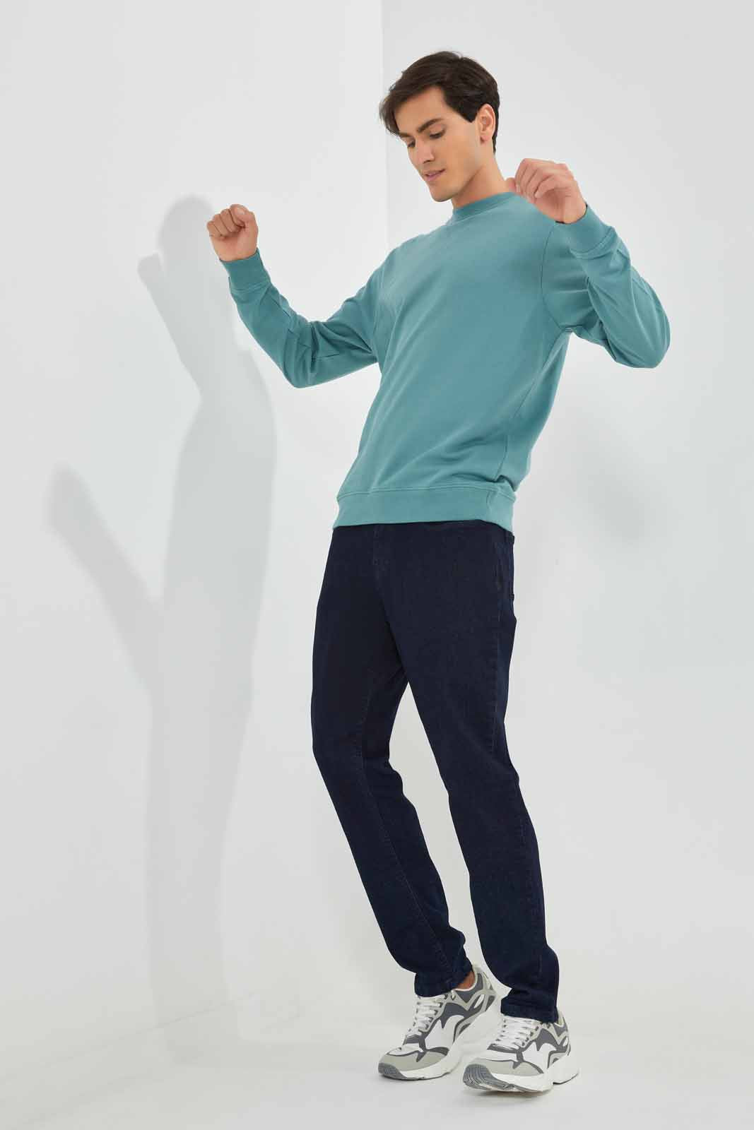 Redtag-Green-Crew-Neck-Sweatshirt-Category:Sweatshirts,-Colour:Green,-Deals:New-In,-Filter:Men's-Clothing,-Men-Sweatshirts,-New-In-Men-APL,-Non-Sale,-Section:Men,-TBL,-W22A-Men's-