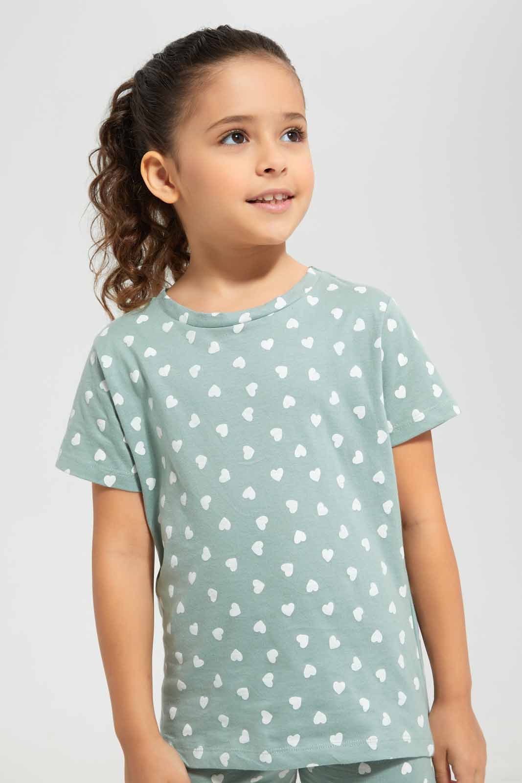 Redtag-Cream-Basic-Heart-Aop-Tshirt-Category:T-Shirts,-Colour:Cream,-Deals:New-In,-Filter:Girls-(2-to-8-Yrs),-GIR-T-Shirts,-New-In-GIR-APL,-Non-Sale,-Section:Girls-(0-to-14Yrs),-TBL,-W22O-Girls-2 to 8 Years