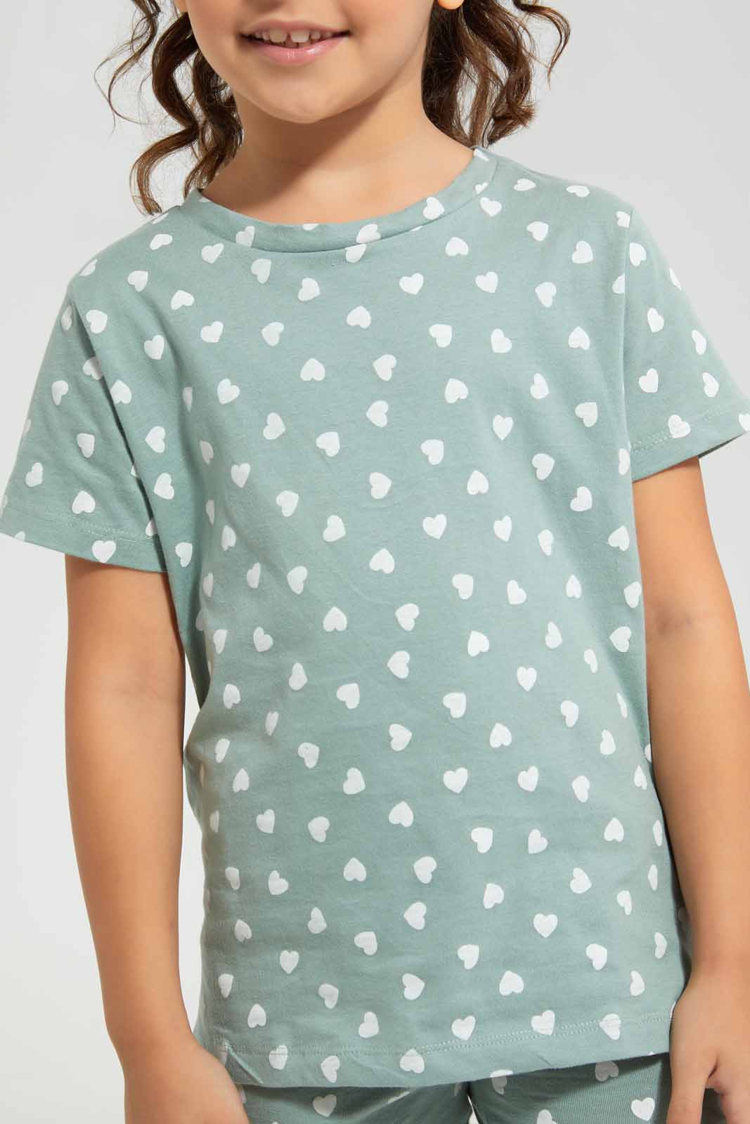 Redtag-Cream-Basic-Heart-Aop-Tshirt-Category:T-Shirts,-Colour:Cream,-Deals:New-In,-Filter:Girls-(2-to-8-Yrs),-GIR-T-Shirts,-New-In-GIR-APL,-Non-Sale,-Section:Girls-(0-to-14Yrs),-TBL,-W22O-Girls-2 to 8 Years