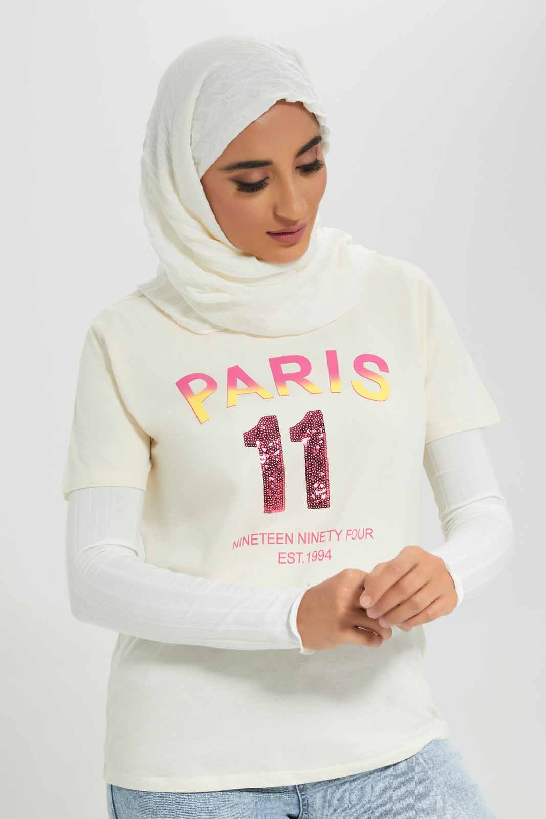 Redtag-White-Graphic-Printed-Tee-Category:T-Shirts,-Colour:White,-Deals:2-For-90,-Deals:New-In,-Filter:Women's-Clothing,-LMC,-New-In-Women-APL,-Section:Women,-W22A,-Women-T-Shirts--