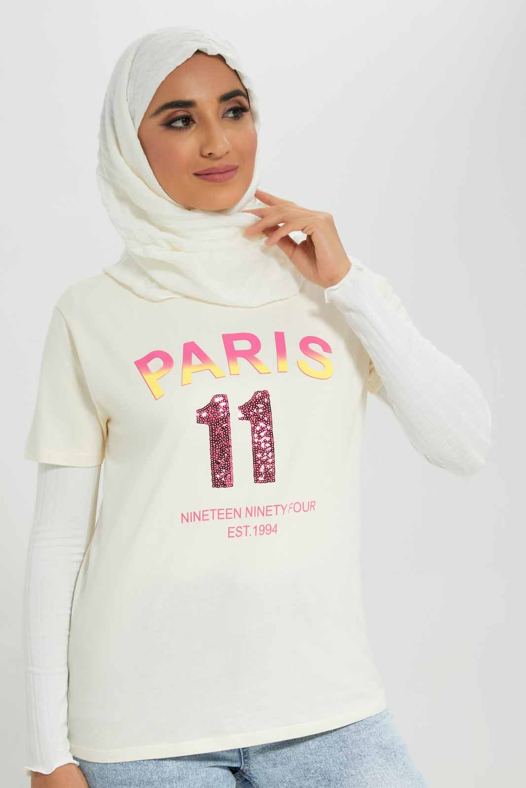 Redtag-White-Graphic-Printed-Tee-Category:T-Shirts,-Colour:White,-Deals:2-For-90,-Deals:New-In,-Filter:Women's-Clothing,-LMC,-New-In-Women-APL,-Section:Women,-W22A,-Women-T-Shirts--
