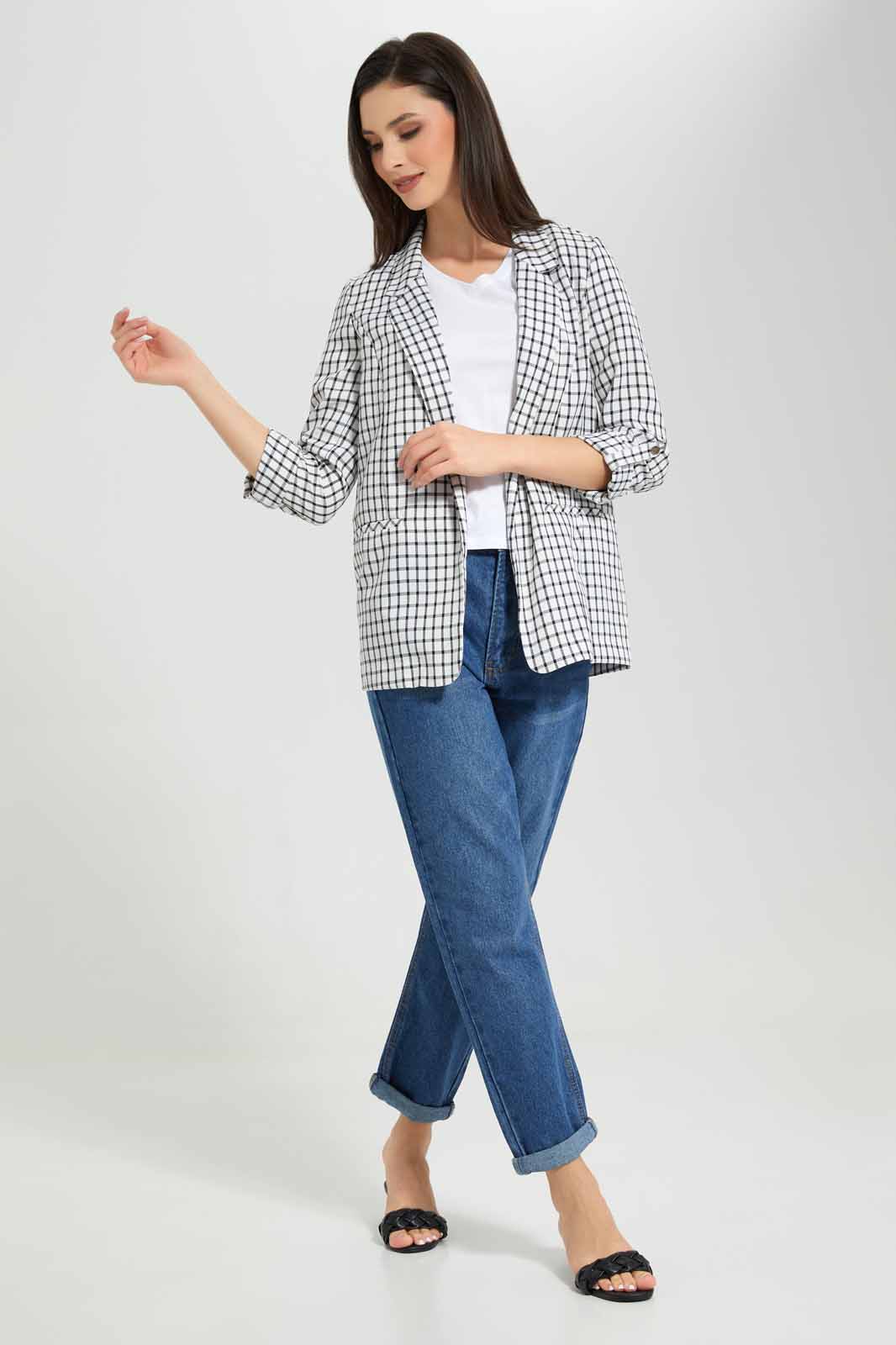 Redtag-White-Checked-Laple-Collar-Rollu-UP-Sleeve-Jacket-Category:Jackets,-Colour:Assorted,-Deals:New-In,-Filter:Women's-Clothing,-New-In-Women-APL,-Non-Sale,-Section:Women,-W22A,-Women-Jackets-Women's-