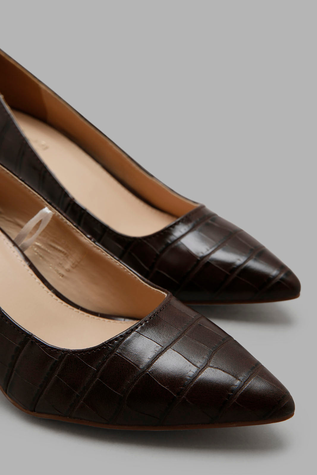 Redtag-Brown-Croc-Effect-Court-Shoe-Category:Formal-Shoes,-Colour:Brown,-Deals:New-In,-Filter:Women's-Footwear,-New-In-Women-FOO,-Non-Sale,-Section:Women,-W22A,-Women-Formal-Shoes-Women's-
