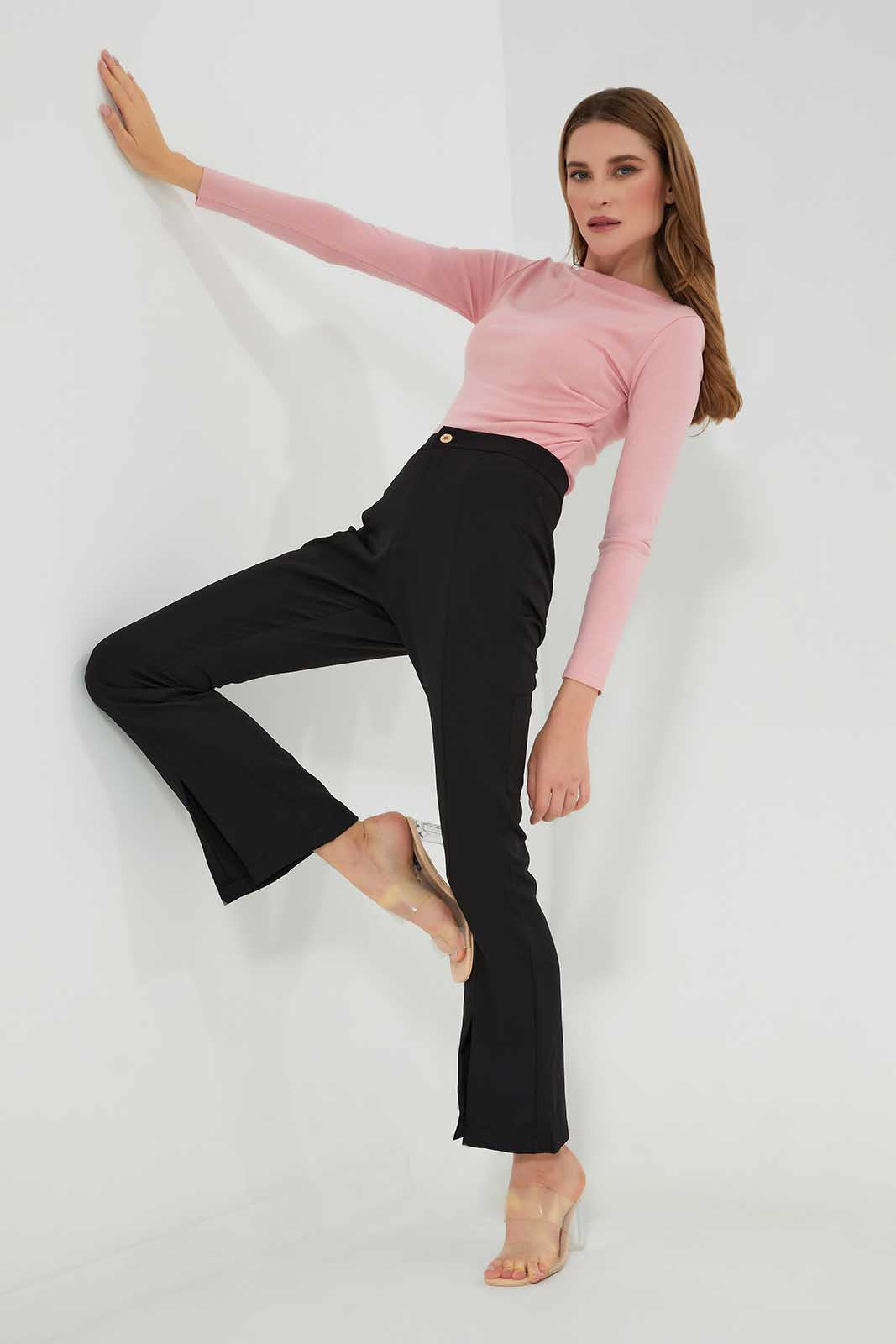 Redtag-Assorted-Crewneck-Longsleeve-Top-Category:Tops,-Colour:Assorted,-Deals:New-In,-Filter:Women's-Clothing,-LEC,-LEC-Tops,-New-In-LEC-APL,-Non-Sale,-Section:Women,-W22A-Women's-