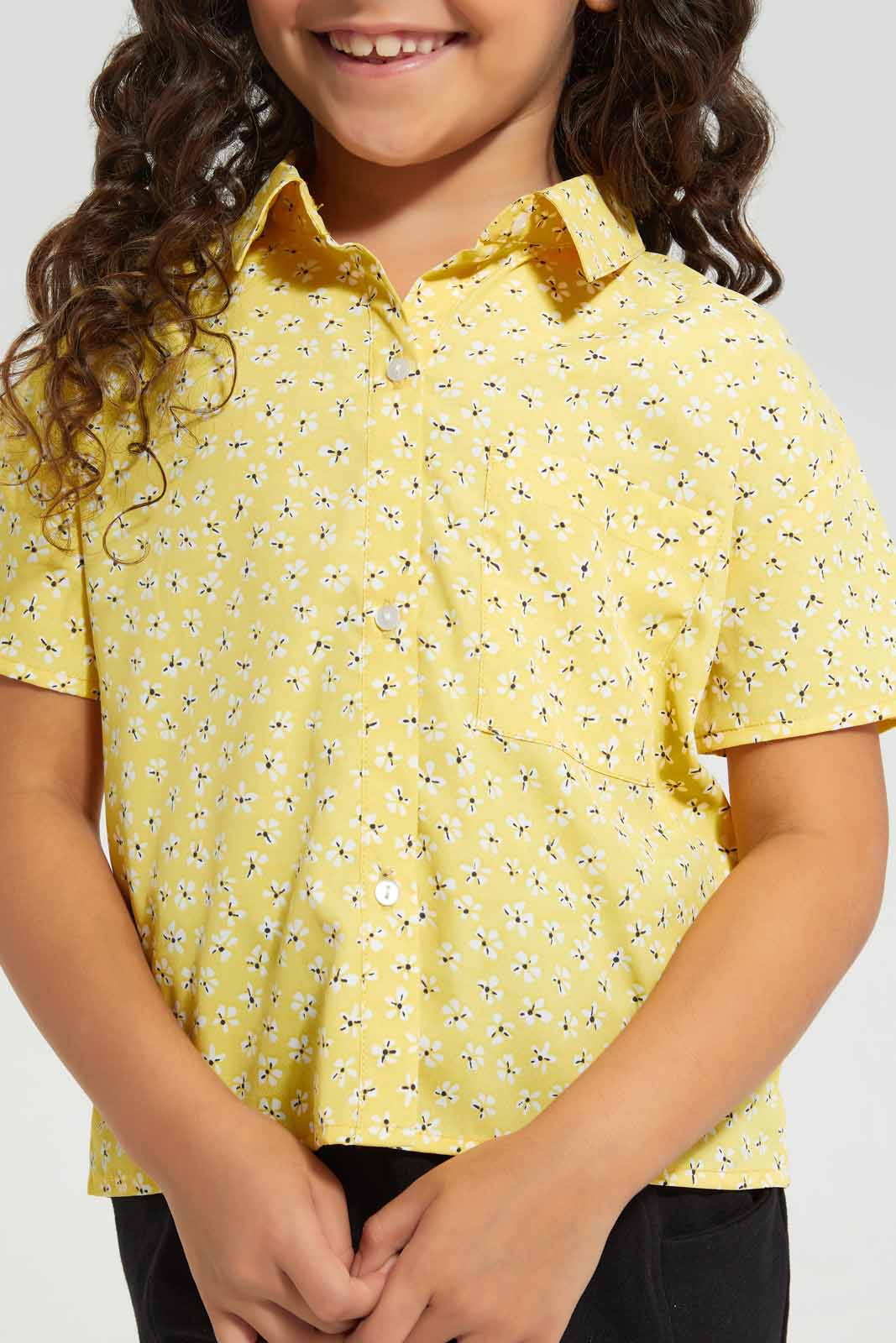 Redtag-Yellow-Knitted-Blouse-Category:Blouses,-Colour:Yellow,-Deals:New-In,-Filter:Girls-(2-to-8-Yrs),-GIR-Blouses,-New-In-GIR-APL,-Non-Sale,-Section:Girls-(0-to-14Yrs),-W22O-Girls-2 to 8 Years