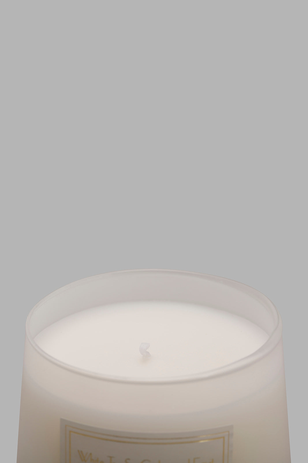 Redtag-White-Tea-Cedarwood-Candle-Jar-With-Goldenlid-Category:Candles,-Colour:White,-Deals:New-In,-Filter:Home-Decor,-HMW-HOM-Candle-&-Fragrances,-NDAY,-New-In-HMW-HOM,-Non-Sale,-Section:Homewares,-W22B-Home-Decor-
