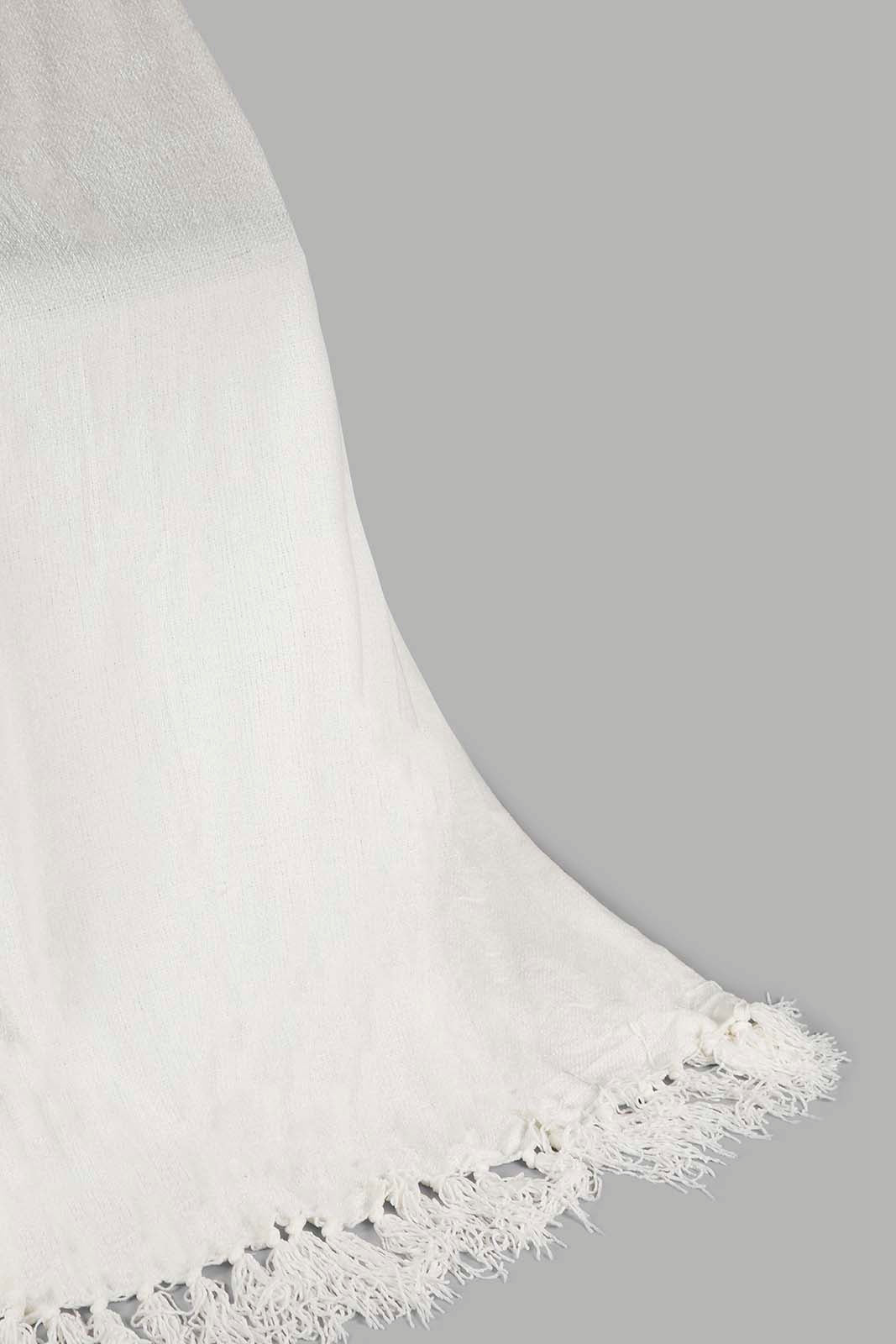 Redtag-Ivory-Chenille-Throw-With-Fringe-Category:Throws,-Colour:Ivory,-Deals:New-In,-Filter:Home-Bedroom,-HMW-BED-Throws,-New-In-HMW-BED,-Non-Sale,-Section:Homewares,-W22O-Home-Bedroom-