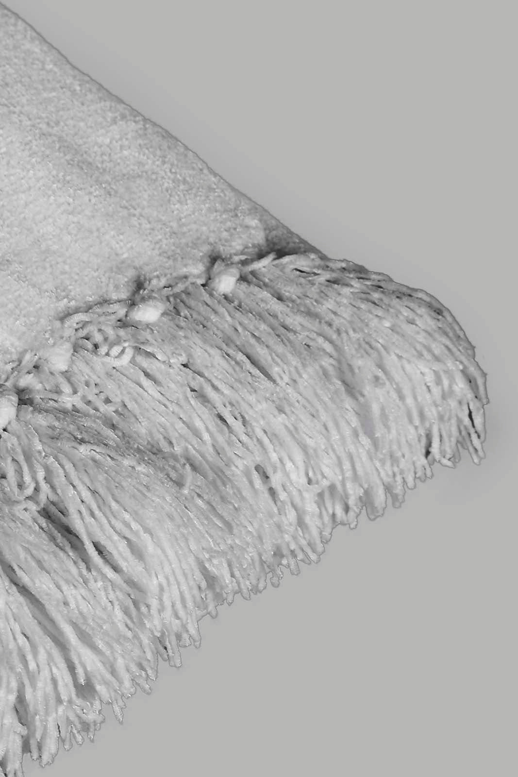 Redtag-Grey-Chenille-Throw-With-Fringe-Category:Throws,-Colour:Grey,-Deals:New-In,-Filter:Home-Bedroom,-HMW-BED-Throws,-New-In-HMW-BED,-Non-Sale,-Section:Homewares,-W22O-Home-Bedroom-