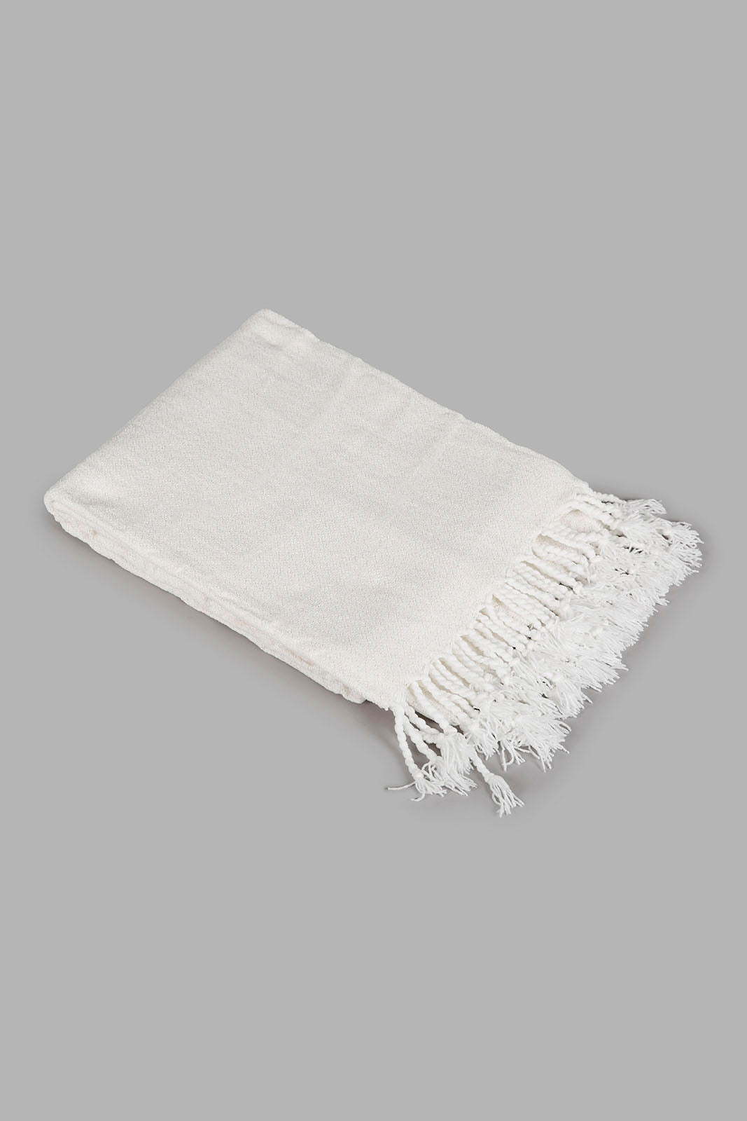 Redtag-Ivory-Chenille-Throw-With-Gold-Metallic-Yarn-Category:Throws,-Colour:Ivory,-Deals:New-In,-Filter:Home-Bedroom,-HMW-BED-Throws,-New-In-HMW-BED,-Non-Sale,-Section:Homewares,-W22A-Home-Bedroom-