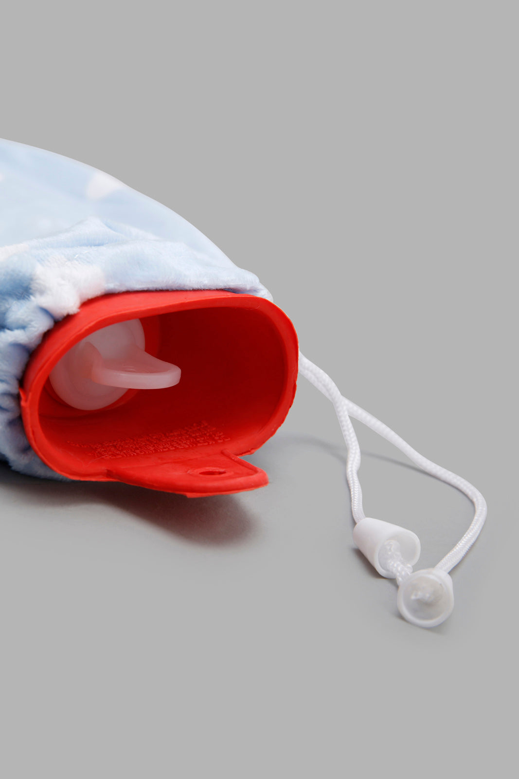 Red And Blue Hot Water Bag 2 Liter With Knitted Cover (2 Piece)