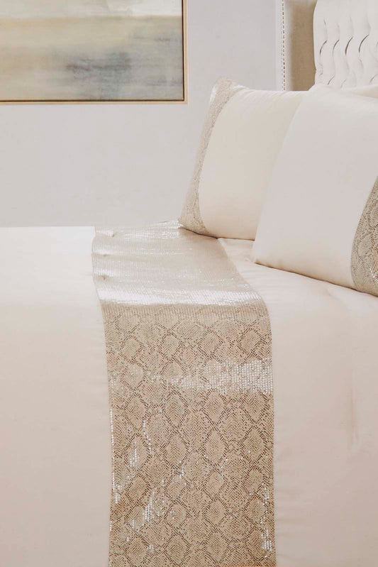 Redtag-Beige-4-Pc-Snake-Design-Comforter-Set-(Double-Size)-Category:Comforters,-Colour:Beige,-Deals:New-In,-Filter:Home-Bedroom,-HMW-BED-Comforters,-New-In-HMW-BED,-Non-Sale,-Section:Homewares,-W22A-Home-Bedroom-