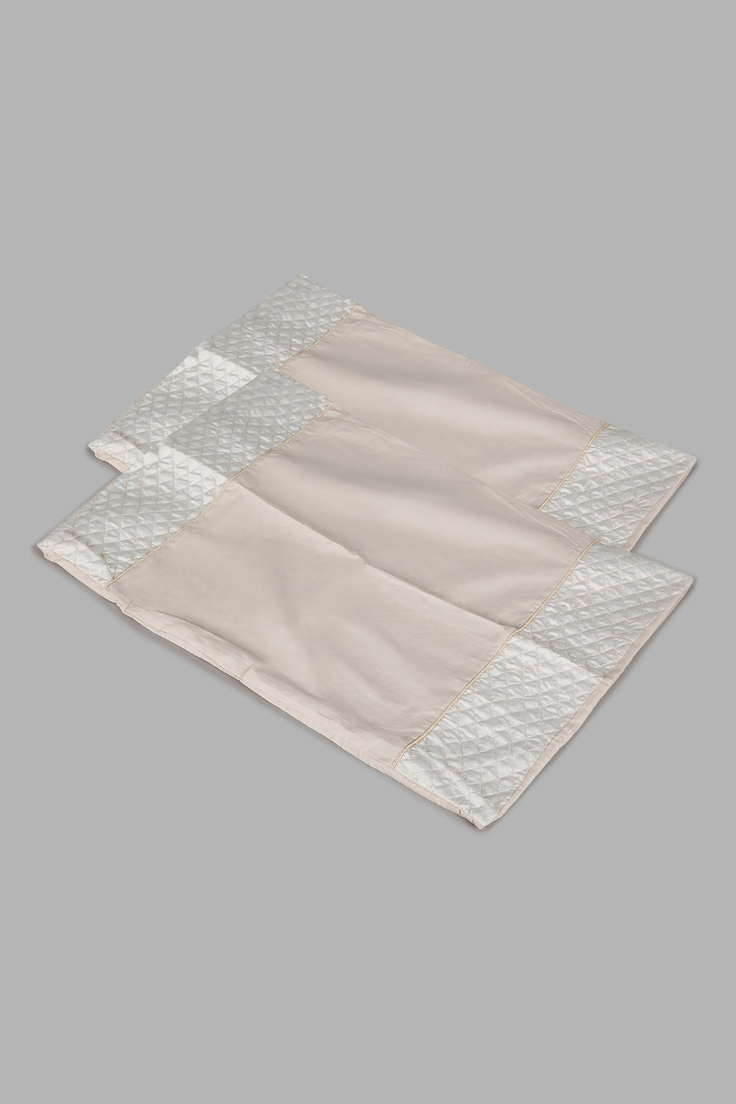 Redtag-Beige-4-Piece-Comforter-Set-(Double-Size)-Category:Comforters,-Colour:Beige,-Deals:New-In,-Filter:Home-Bedroom,-HMW-BED-Comforters,-New-In-HMW-BED,-Non-Sale,-Section:Homewares,-W22A-Home-Bedroom-