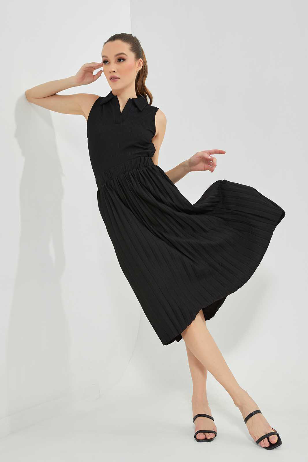 Redtag-Black-Textured-Top-Category:Tops,-Colour:Black,-Deals:New-In,-Filter:Women's-Clothing,-LDC,-LDC-Tops,-New-In-LDC-APL,-Non-Sale,-Section:Women,-W22A-Women's-