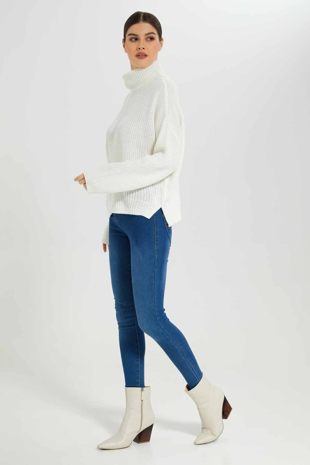 Redtag-Black-Turtle-Neck-Long-Sleeve-Pullover-Category:Pullovers,-Colour:Black,-Deals:New-In,-Dept:Ladieswear,-EHW,-Filter:Women's-Clothing,-New-In-Women-APL,-Non-Sale,-Section:Women,-W22B,-Women-Pullovers-Women's-