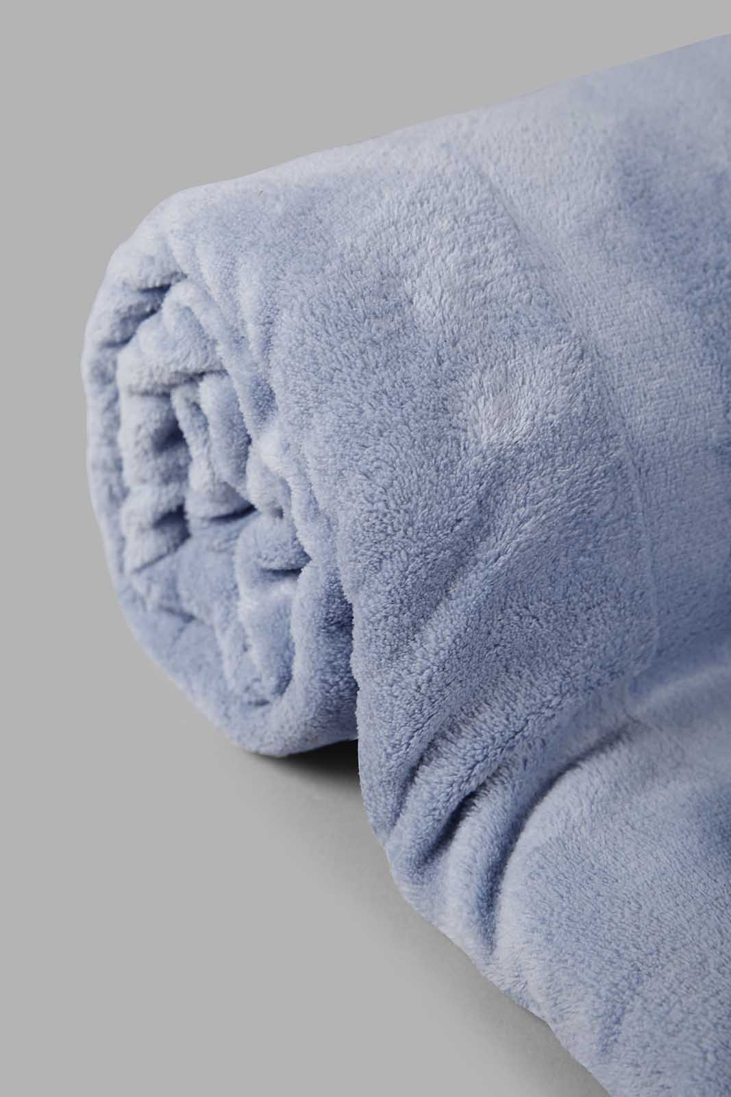 Redtag-Blue-Fleece-Blanket-Category:Blankets,-Colour:Blue,-Deals:New-In,-Filter:Home-Bedroom,-HMW-BED-Blankets,-New-In-HMW-BED,-Non-Sale,-Section:Homewares,-W22A-Home-Bedroom-