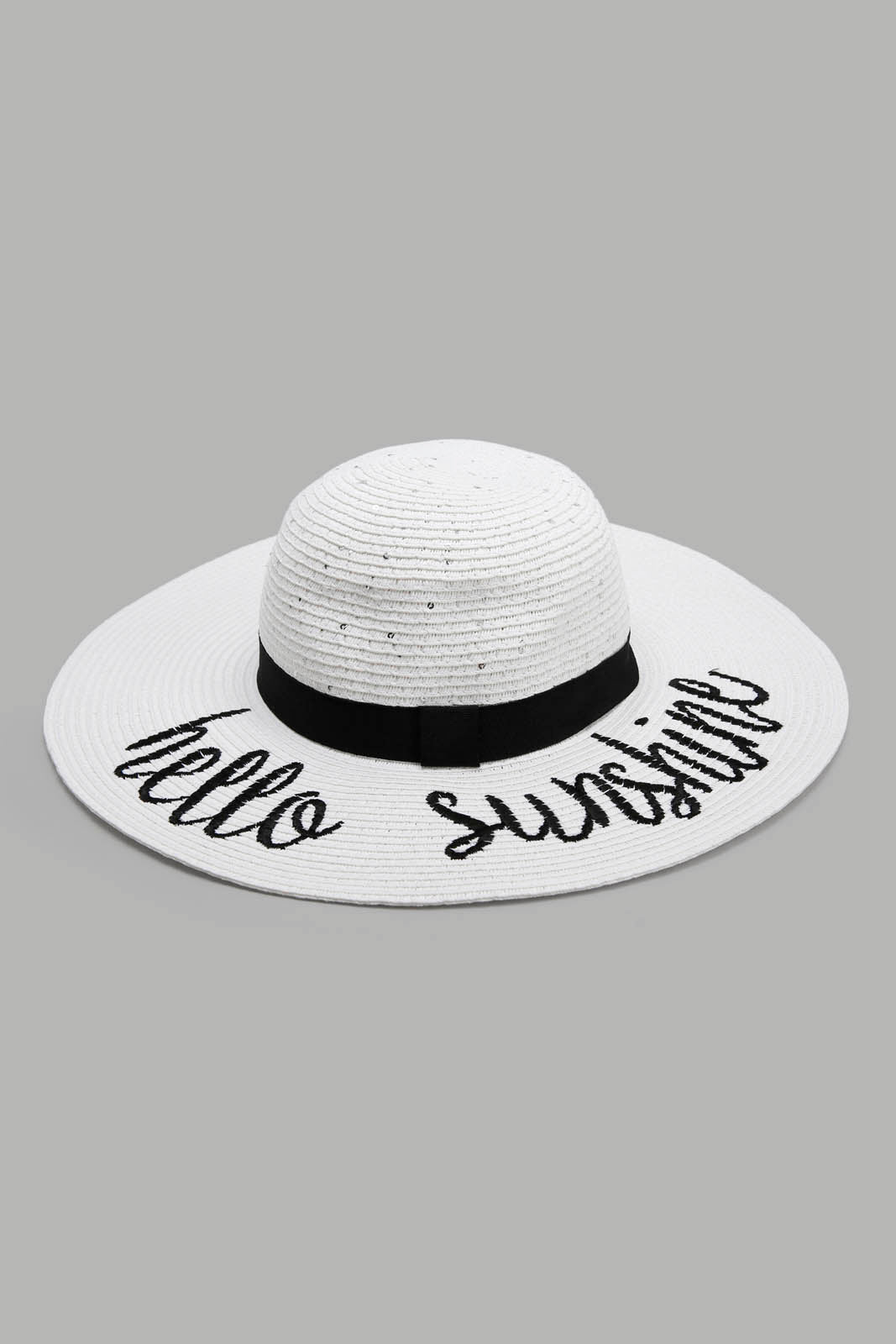 Redtag-White-Embellished-Hat-Category:Caps-&-Hats,-Colour:White,-Filter:Women's-Accessories,-New-In,-New-In-Women-ACC,-Non-Sale,-Section:Women,-W22A,-Women-Caps-&-Hats-Women-