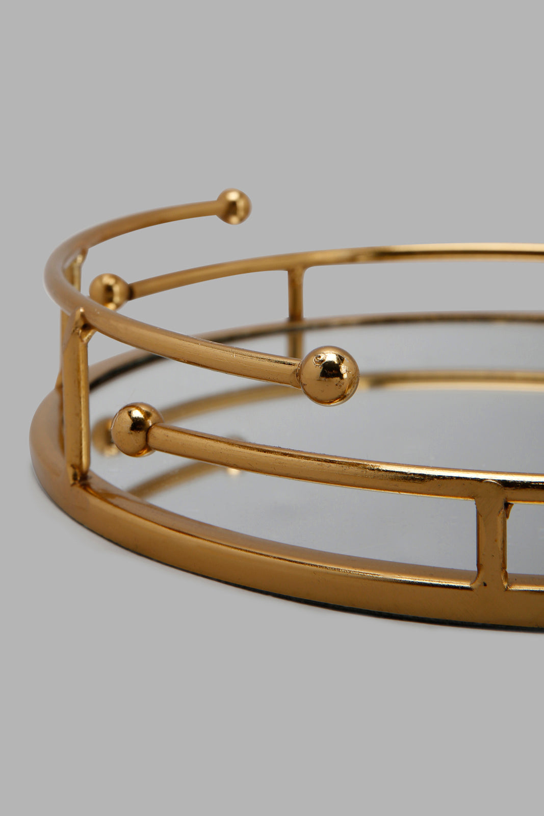 Redtag-Gold-Round-Metal-Tray-With-Mirror-Category:Artefact,-Colour:Gold,-Deals:New-In,-Filter:Home-Decor,-HMW-HOM-Decorative-Accessories,-New-In-HMW-HOM,-Non-Sale,-Section:Homewares,-W22A-Home-Decor-