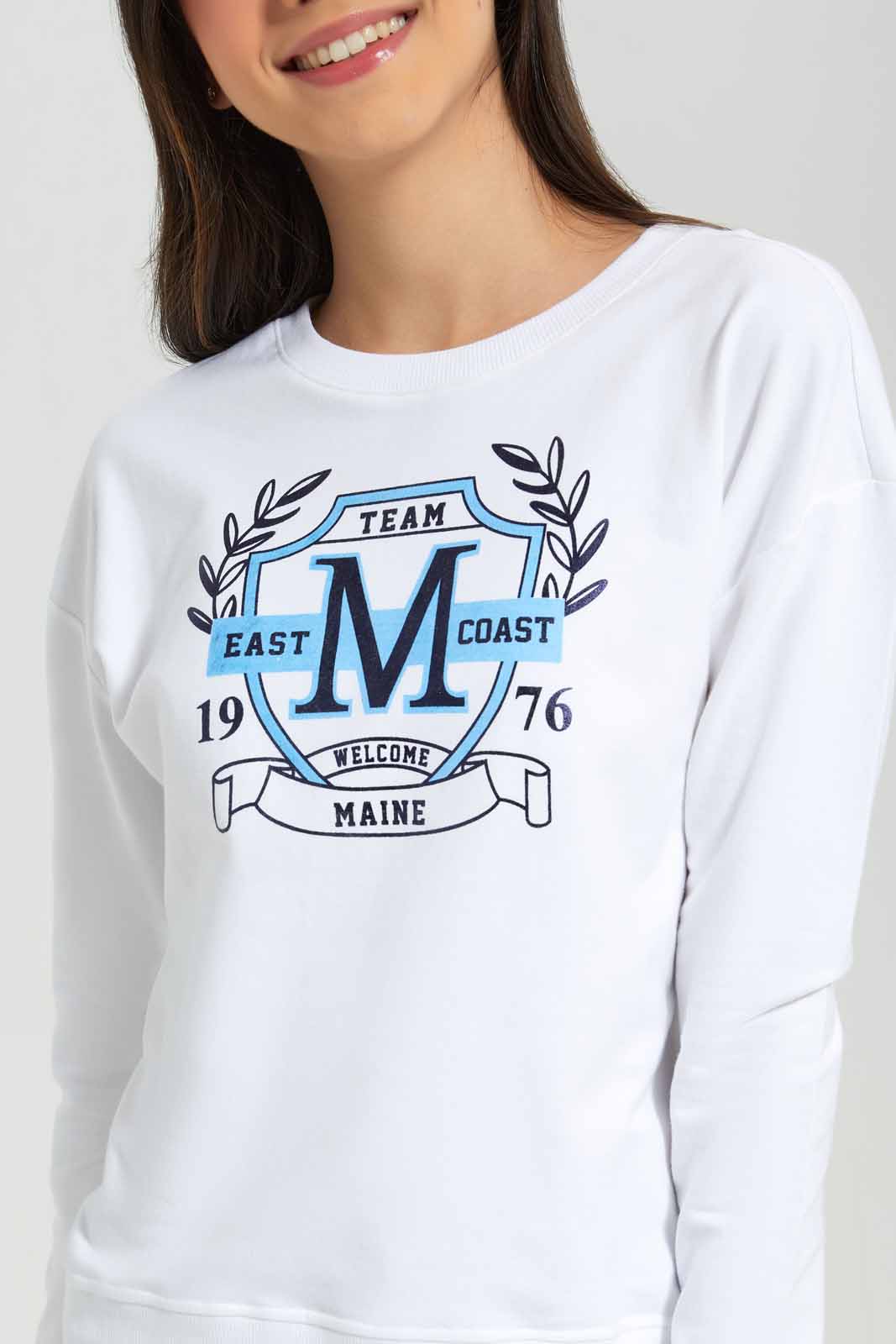 Redtag-White-Basic-Sweatshirts-Category:Sweatshirts,-Colour:White,-Deals:New-In,-Filter:Senior-Girls-(8-to-14-Yrs),-GSR-Sweatshirts,-New-In-GSR-APL,-Non-Sale,-Section:Girls-(0-to-14Yrs),-TBL,-W22A-Senior-Girls-9 to 14 Years