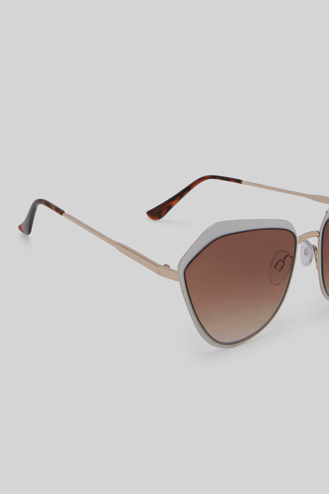 Redtag-Over-Sized-Sunglasses-Category:Sunglasses,-Colour:Assorted,-Filter:Women's-Accessories,-New-In,-New-In-Women-ACC,-Non-Sale,-Section:Women,-W22B,-Women-Sunglasses-Women-