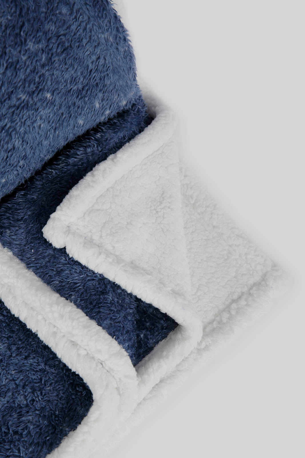 Redtag-Blue-Reversible-Fur-Blanket-(Double-Size)-Category:Blankets,-Colour:Blue,-Deals:New-In,-Dept:Home,-Filter:Home-Bedroom,-HMW-BED-Blankets,-New-In-HMW-BED,-Non-Sale,-Section:Homewares,-W22A-Home-Bedroom-