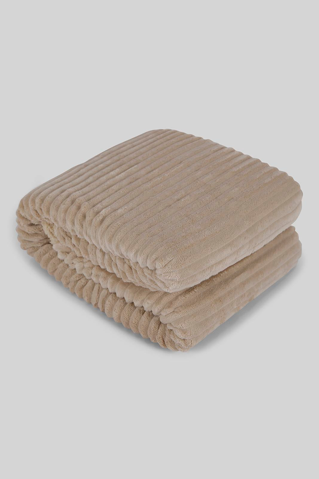 Redtag-Beige-Reversible-Fur-Blanket-(Single-Size)-Category:Blankets,-Colour:Beige,-Deals:New-In,-Dept:Home,-Filter:Home-Bedroom,-HMW-BED-Blankets,-New-In-HMW-BED,-Non-Sale,-Section:Homewares,-W22A-Home-Bedroom-