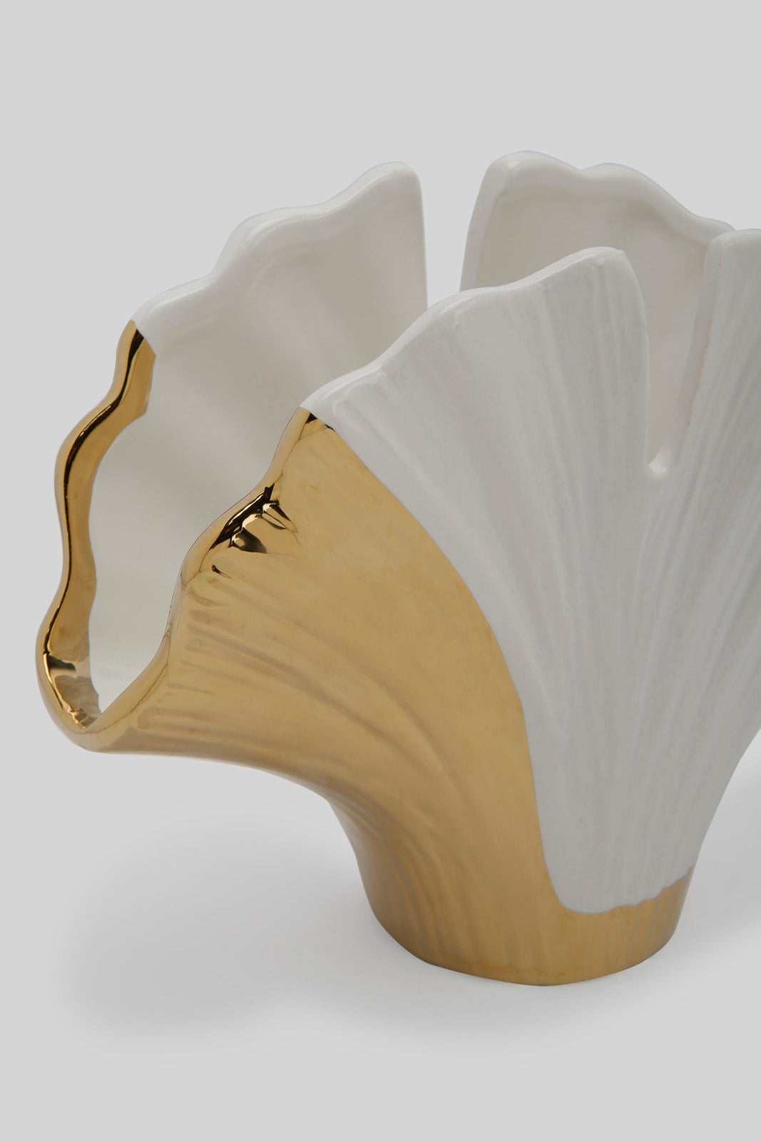 Redtag-White-Ginkgo-Leave-Vase-Category:Plants-&-Flowers,-Colour:White,-Deals:New-In,-Filter:Home-Decor,-HMW-HOM-Decorative-Accessories,-New-In-HMW-HOM,-Non-Sale,-Section:Homewares,-W22B-Home-Decor-