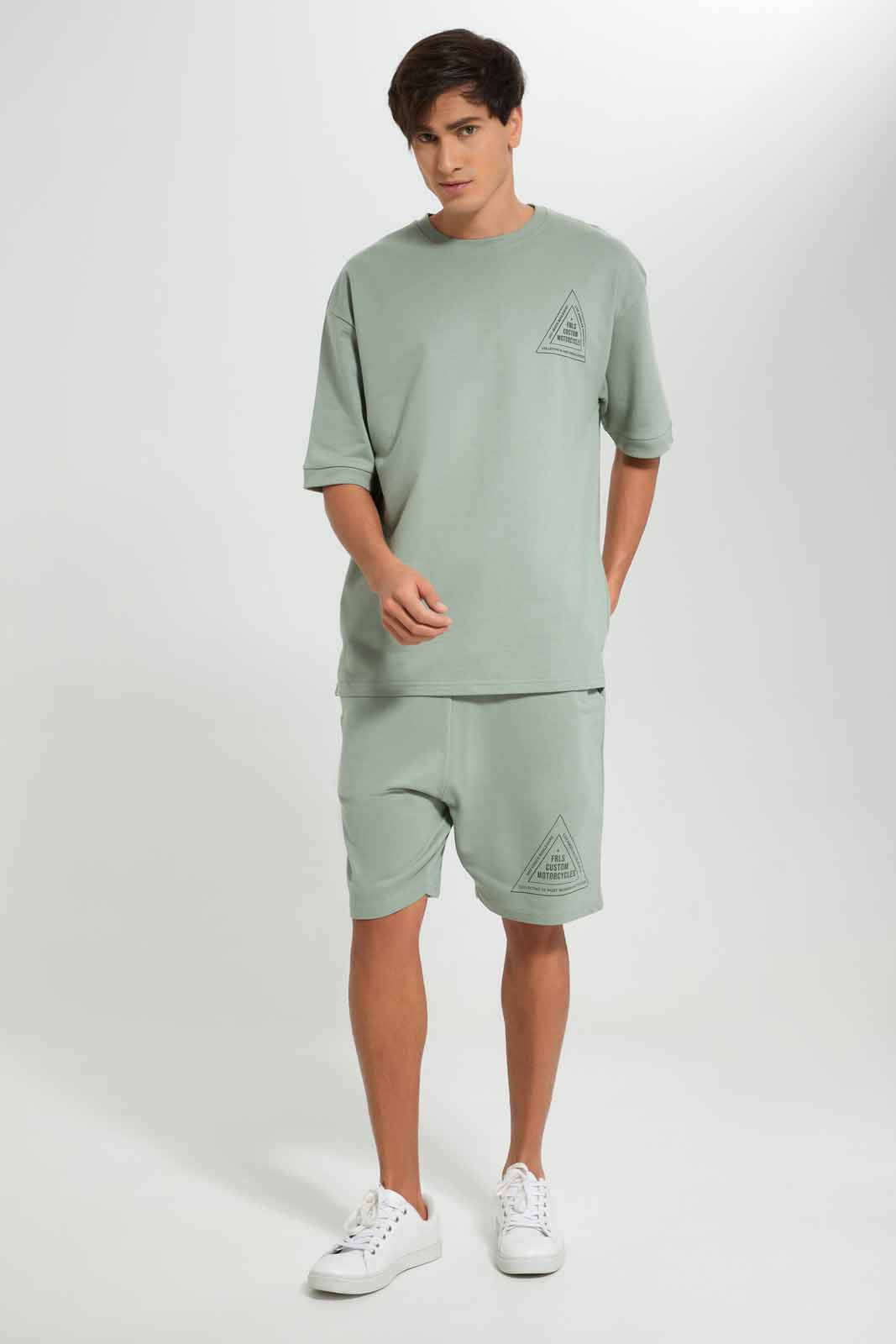 Redtag-Green-Lounge-Tee-Category:Sweatshirts,-Colour:Green,-Deals:New-In,-Filter:Men's-Clothing,-Men-Sweatshirts,-New-In-Men-APL,-Non-Sale,-Section:Men,-W22A--