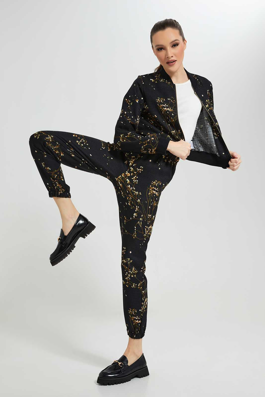 Redtag-Assorted-Printed-Jogger-Pant-Category:Trousers,-Colour:Assorted,-Deals:New-In,-Filter:Women's-Clothing,-LDC,-LDC-Trousers,-New-In-LDC-APL,-Non-Sale,-Section:Women,-W22B-Women's-