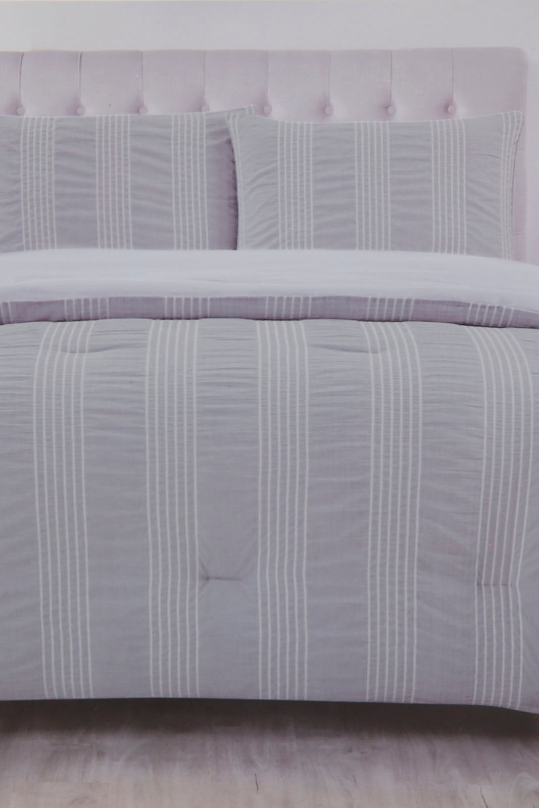 Redtag-Pink-3-Pc-Comforter-Set-(King-Size)-Category:Comforters,-Colour:Pink,-Deals:New-In,-Filter:Home-Bedroom,-HMW-BED-Comforters,-New-In-HMW-BED,-Non-Sale,-Section:Homewares,-W22A-Home-Bedroom-