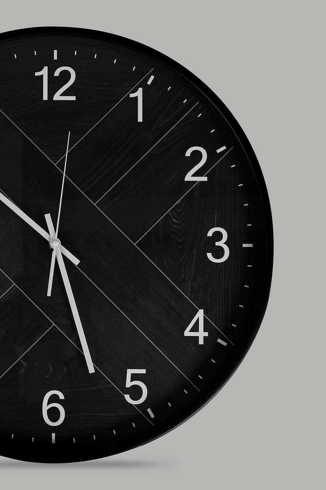 Redtag-Black-Decorative-Frame-Wall-Clock-Category:Clocks,-Colour:Black,-Deals:New-In,-Filter:Home-Decor,-HMW-HOM-Wall-Decor-&-Mirrors,-New-In-HMW-HOM,-Non-Sale,-Section:Homewares,-W22B-Home-Decor-