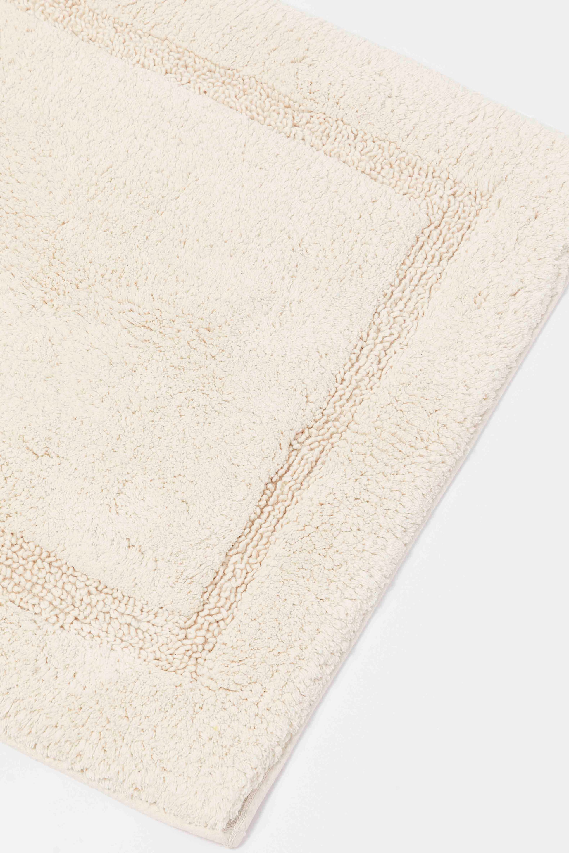 Redtag-Beige-Tufted-Bath-Mat-Category:Bathmats,-Colour:Beige,-Deals:New-In,-Dept:Home,-Filter:Home-Bathroom,-HMW-BAC-Bath-Accessories,-New-In-HMW-BAC,-Non-Sale,-Section:Homewares,-W22B-Home-Bathroom-