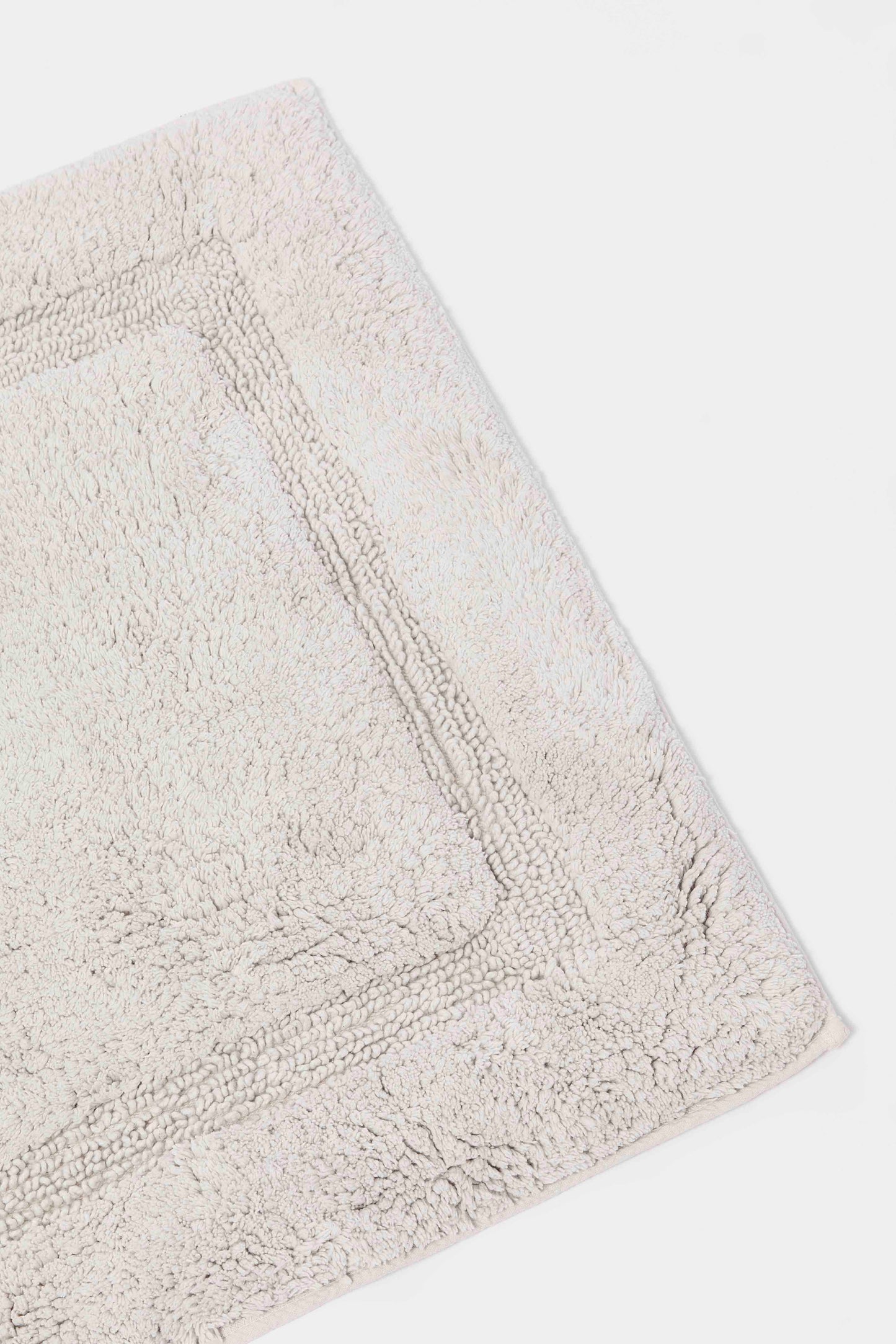 Redtag-Grey-Tufted-Bath-Mat-Category:Bathmats,-Colour:Grey,-Deals:New-In,-Dept:Home,-Filter:Home-Bathroom,-HMW-BAC-Bath-Accessories,-New-In-HMW-BAC,-Non-Sale,-Section:Homewares,-W22B-Home-Bathroom-