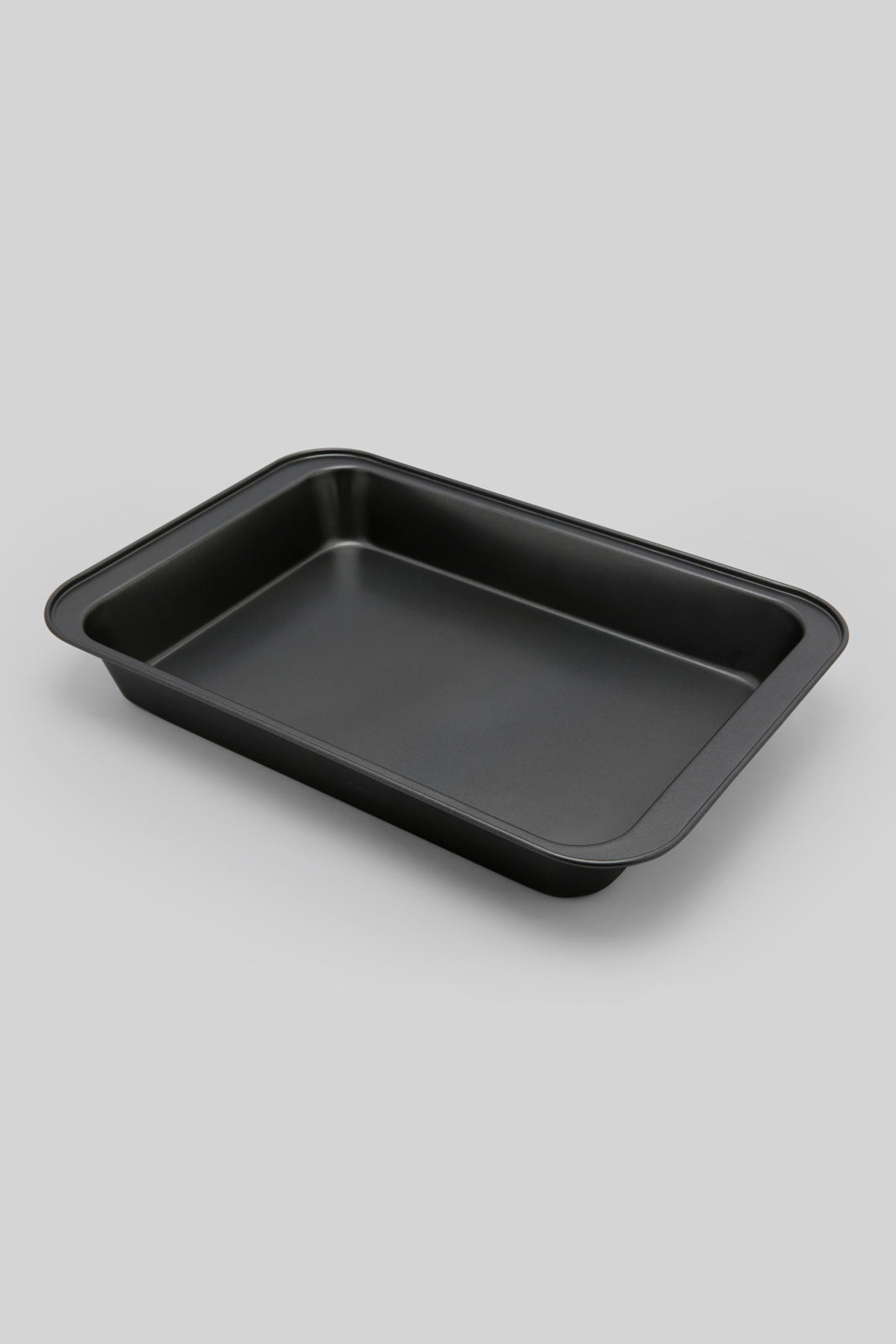 Redtag-Grey-Rectangular-Bakepan-Category:Bakeware,-Colour:Grey,-Deals:New-In,-Dept:Home,-Filter:Home-Dining,-HMW-DIN-Cookware,-New-In-HMW-DIN,-Non-Sale,-Section:Homewares,-W22B-Home-Dining-
