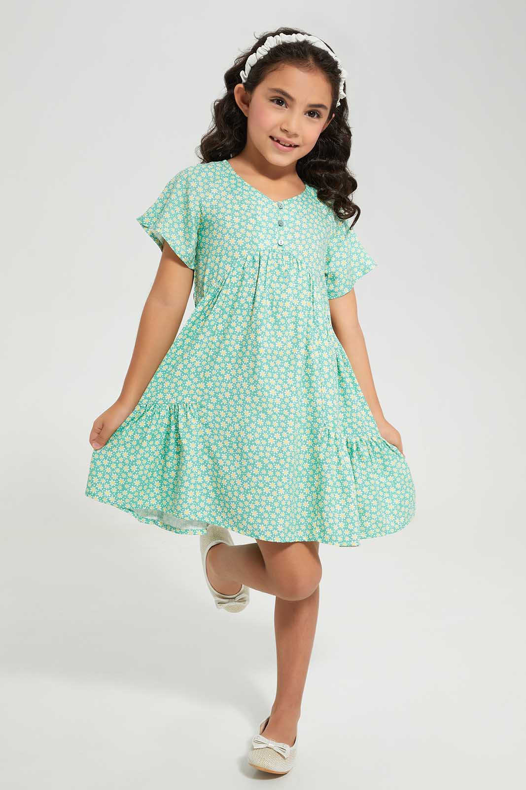Redtag-Green-AOP-Dress-Category:Dresses,-Colour:Green,-Deals:New-In,-Filter:Girls-(2-to-8-Yrs),-GIR-Dresses,-New-In-GIR-APL,-Non-Sale,-Section:Girls-(0-to-14Yrs),-W22A-Girls-2 to 8 Years