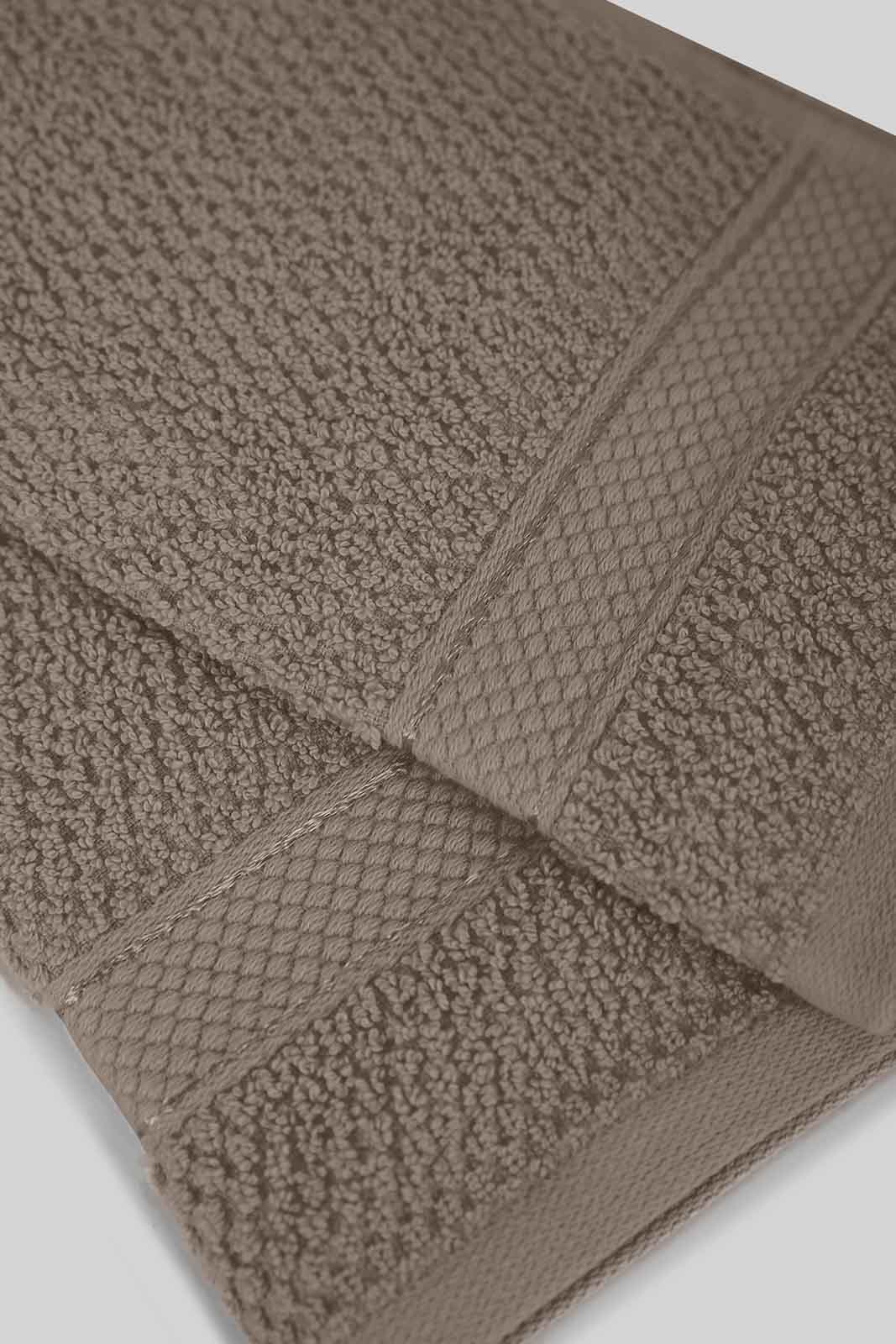Redtag-Towels-&-Bathmat-Set-(4-Piece)-Category:Towels,-Colour:Beige,-Deals:New-In,-Dept:Home,-Filter:Home-Bathroom,-HMW-BAC-Towels,-New-In-HMW-BAC,-Non-Sale,-Section:Homewares,-W22B-Home-Bathroom-