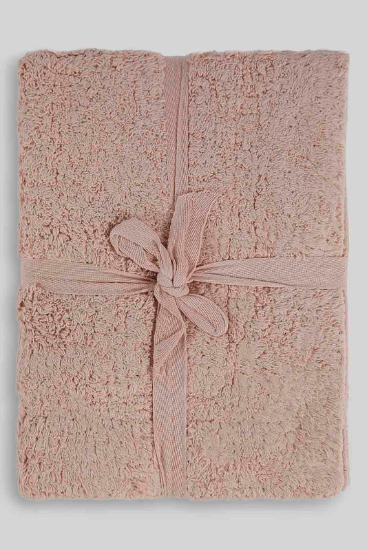 Redtag-Towels-&-Bathmat-Set-(4-Piece)-Category:Towels,-Colour:Pink,-Deals:New-In,-Dept:Home,-Filter:Home-Bathroom,-HMW-BAC-Towels,-New-In-HMW-BAC,-Non-Sale,-Section:Homewares,-W22B-Home-Bathroom-