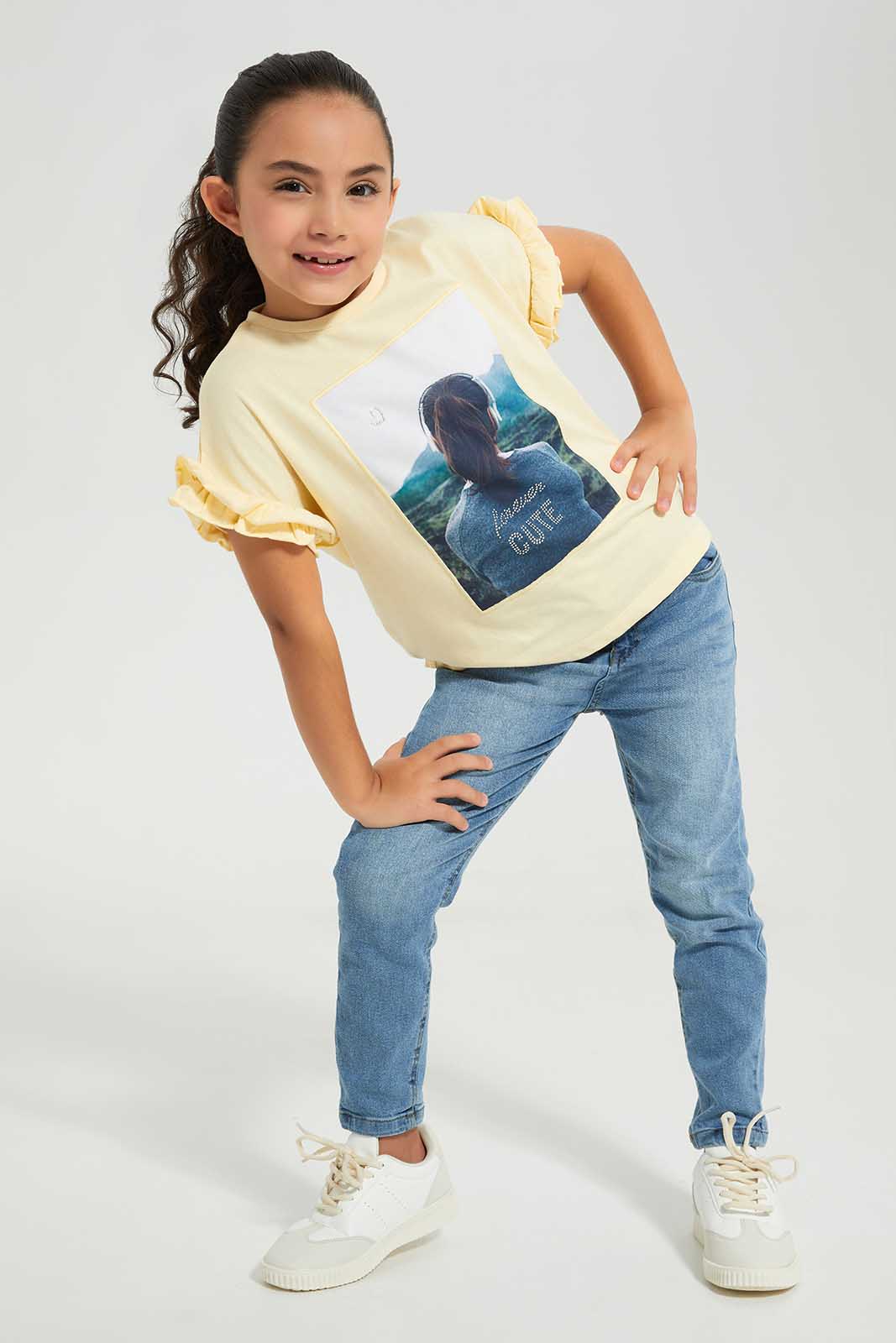 Redtag-Yellow-Embellished-T-shirt-Category:T-Shirts,-Colour:Yellow,-Deals:New-In,-Filter:Girls-(2-to-8-Yrs),-GIR-T-Shirts,-New-In-GIR-APL,-Non-Sale,-Section:Girls-(0-to-14Yrs),-W22A-Girls-2 to 8 Years