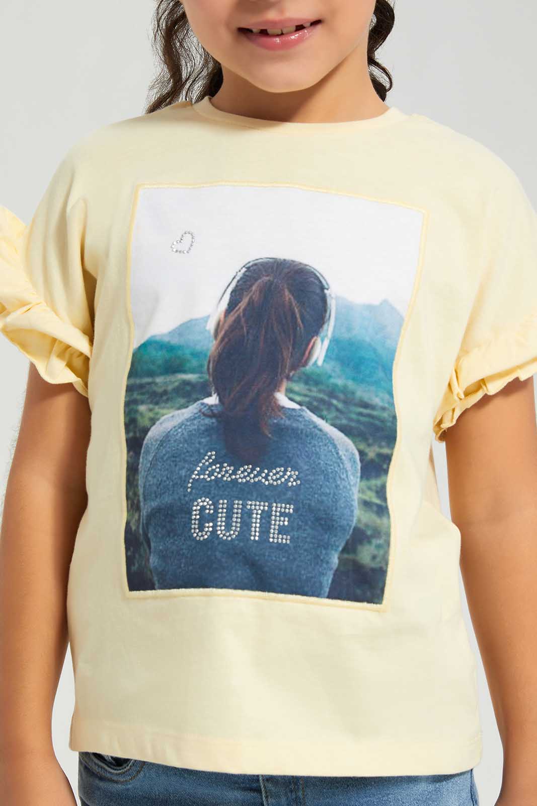 Redtag-Yellow-Embellished-T-shirt-Category:T-Shirts,-Colour:Yellow,-Deals:New-In,-Filter:Girls-(2-to-8-Yrs),-GIR-T-Shirts,-New-In-GIR-APL,-Non-Sale,-Section:Girls-(0-to-14Yrs),-W22A-Girls-2 to 8 Years