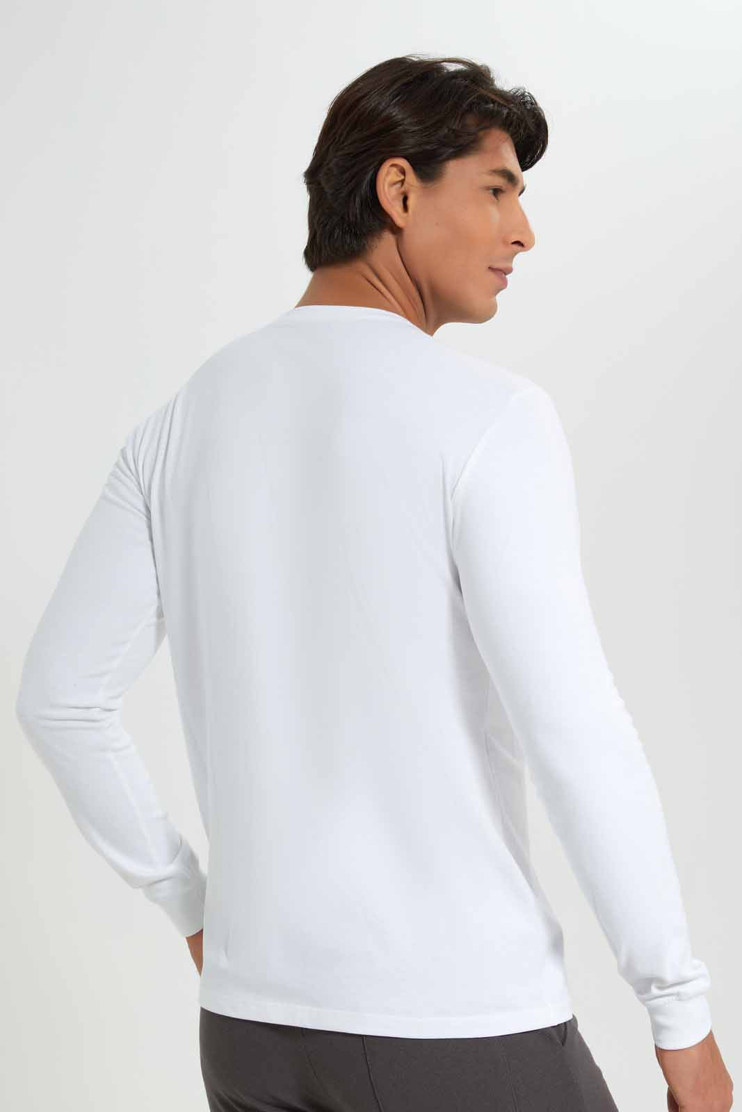 Redtag-White-L/S-Tee-Category:T-Shirts,-Colour:White,-Deals:New-In,-Filter:Men's-Clothing,-KSH,-Men-T-Shirts,-New-In-Men-APL,-Non-Sale,-Section:Men,-W22A-Men's-