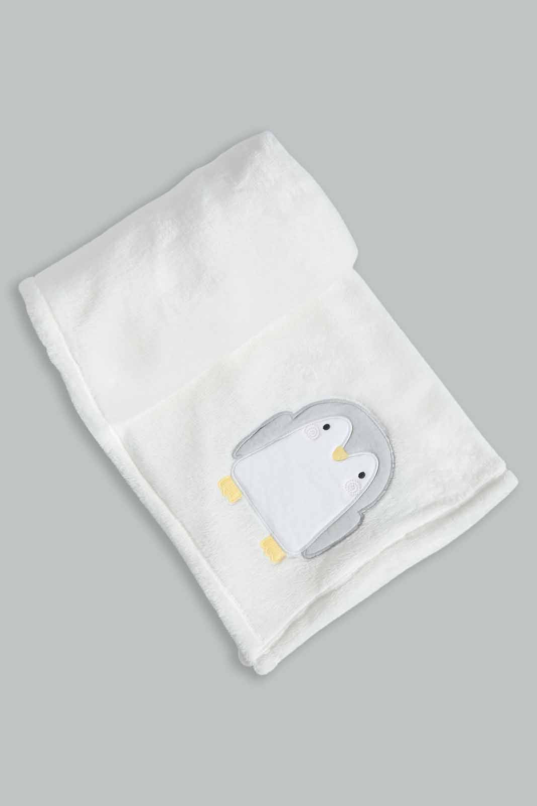 Redtag-White-Penguin-Fluffy-Blanket-Category:Newborn-Accessories,-Colour:White,-Deals:New-In,-Dept:New-Born,-Filter:Baby-(0-to-12-Mths),-NBB-Newborn-Accessories,-New-In-NBB-APL,-Non-Sale,-Section:Boys-(0-to-14Yrs),-W22B-Baby-0 to 12 Months
