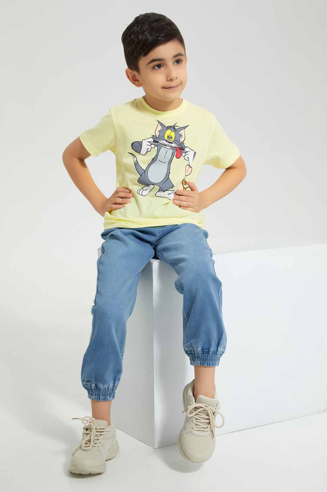Redtag-Yellow-Tom-And-Jerry-Graphic-Character-Short-Sleeve-T-Shirt-BOY-T-Shirts,-Category:T-Shirts,-CHR,-Colour:Yellow,-Deals:New-In,-Filter:Boys-(2-to-8-Yrs),-New-In-BOY-APL,-Non-Sale,-Section:Boys-(0-to-14Yrs),-TBL,-W22A-Boys-2 to 8 Years