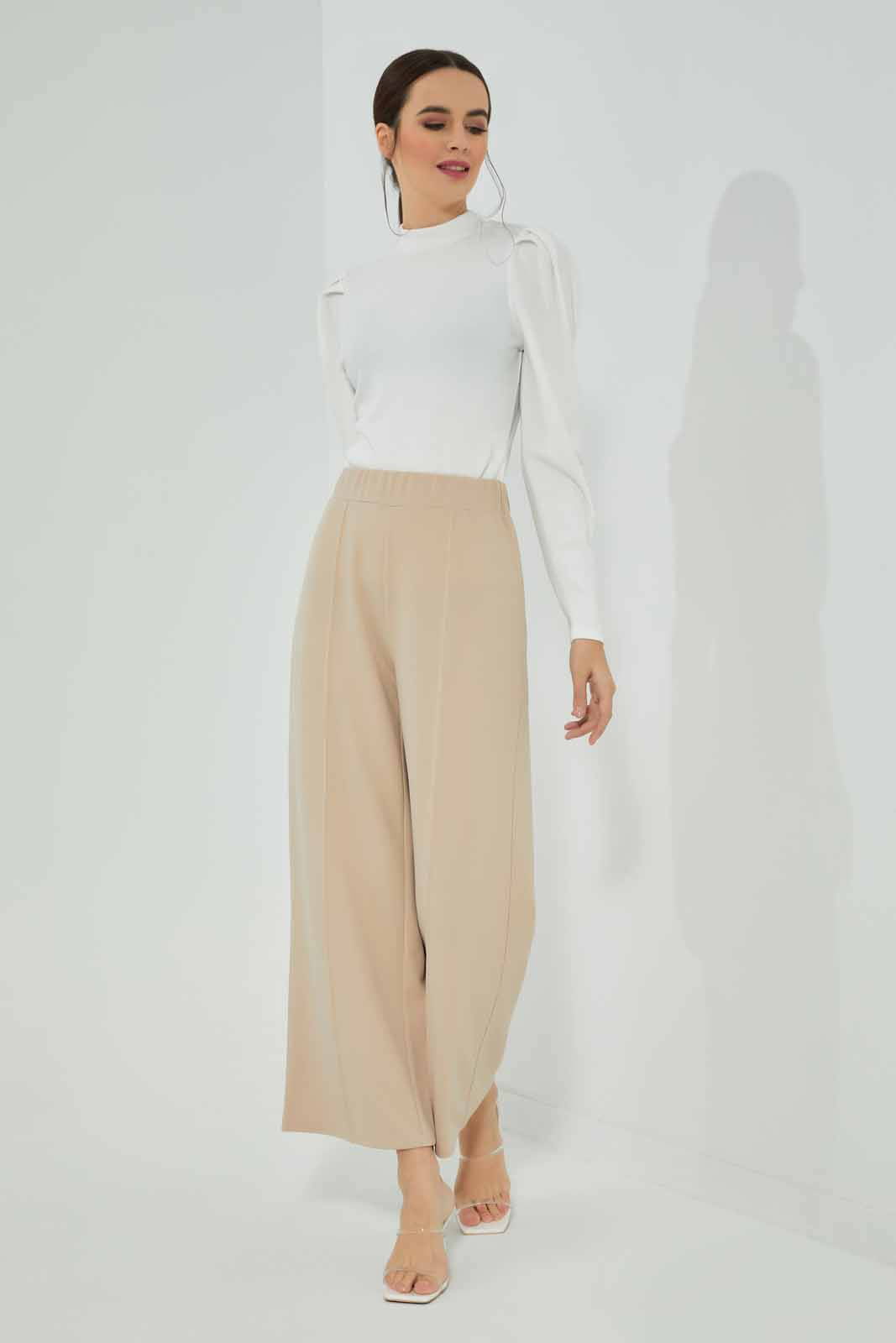 Redtag-Front-Pin-Tuck-Wide-Leg-Trouser-Category:Trousers,-Colour:Beige,-Deals:New-In,-Filter:Women's-Clothing,-KSH,-New-In-Women-APL,-Non-Sale,-Section:Women,-W22A,-Women-Trousers-Women's-