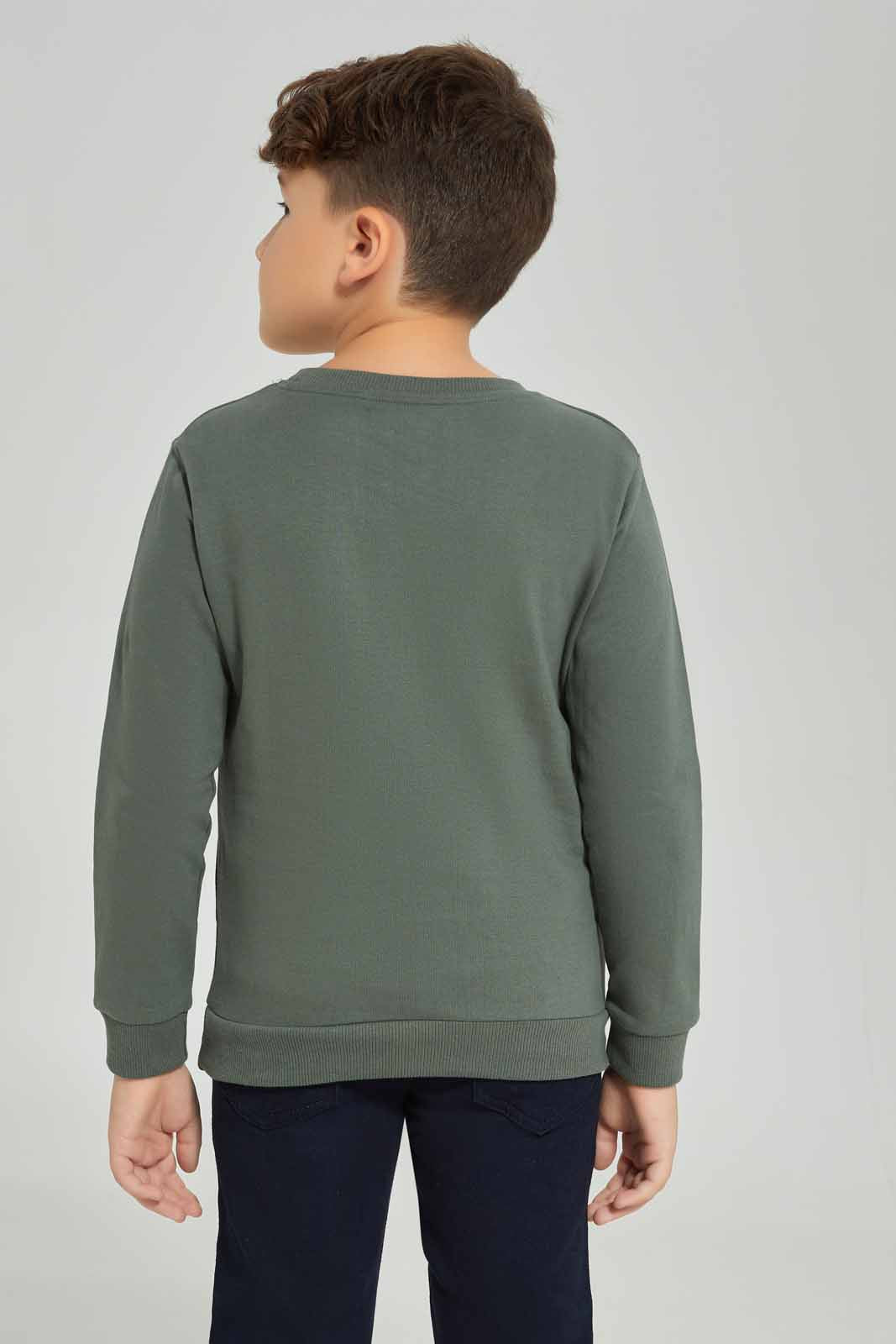 Redtag-Green-Chill-Print-Crew-Neck-Sweatshirt-BOY-Sweatshirts,-Category:Sweatshirts,-Colour:Green,-Deals:New-In,-Dept:Boys,-Filter:Boys-(2-to-8-Yrs),-New-In-BOY-APL,-Non-Sale,-Section:Boys-(0-to-14Yrs),-TBL,-W22B-Boys-2 to 8 Years