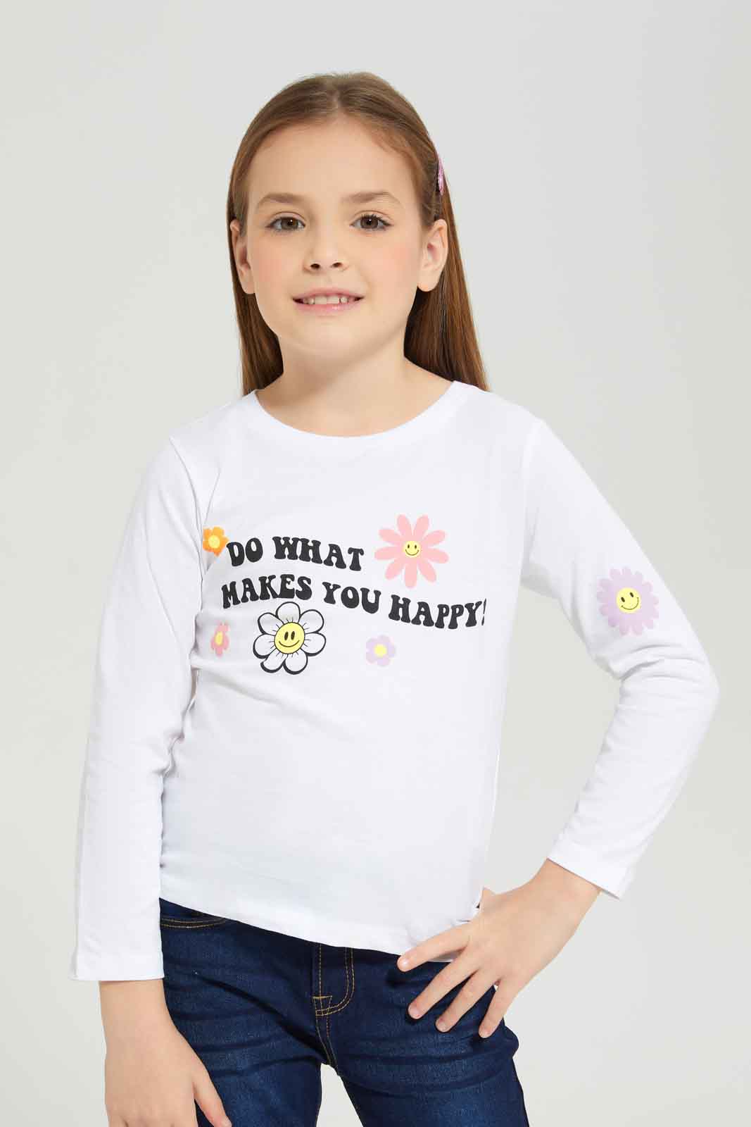 Redtag-White-Ls-Basic-Tee-Love---White-BTS,-Category:T-Shirts,-Colour:White,-Deals:New-In,-Dept:Girls,-Filter:Girls-(2-to-8-Yrs),-GIR-T-Shirts,-New-In-GIR-APL,-Non-Sale,-Section:Girls-(0-to-14Yrs),-TBL,-W22B-Girls-2 to 8 Years