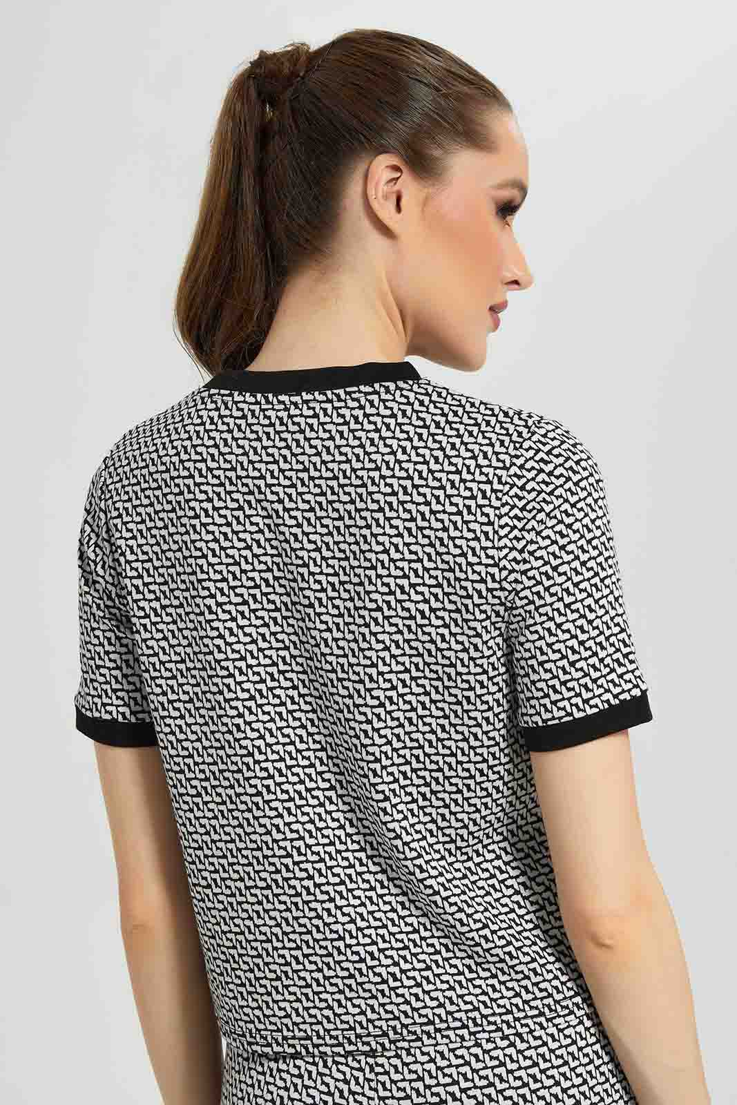 Redtag-BLACK-Printed-Top-Category:T-Shirts,-Colour:Black,-Deals:New-In,-Filter:Women's-Clothing,-LDC,-LDC-T-Shirts,-New-In-LDC-APL,-Non-Sale,-Section:Women,-TBL,-W22B-Women's-