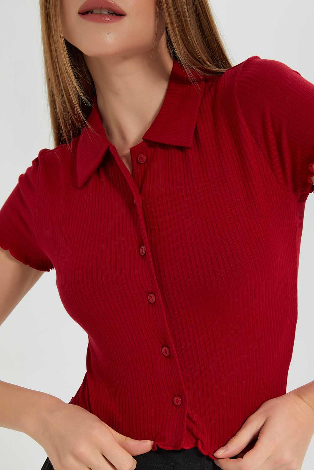 Women Burgundy Ribbed Front Buttons Crop Top