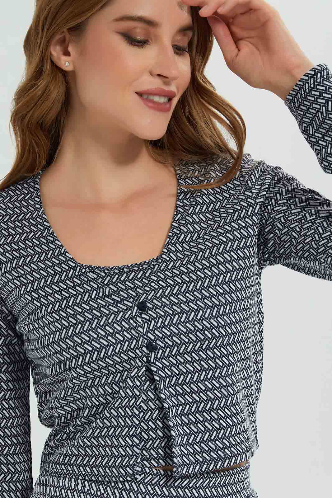 Redtag-Blue/White-Button-Front-Top-Category:Tops,-Colour:Assorted,-Deals:New-In,-Filter:Women's-Clothing,-LEC,-LEC-Tops,-New-In-LEC-APL,-Non-Sale,-Section:Women,-W22B-Women's-