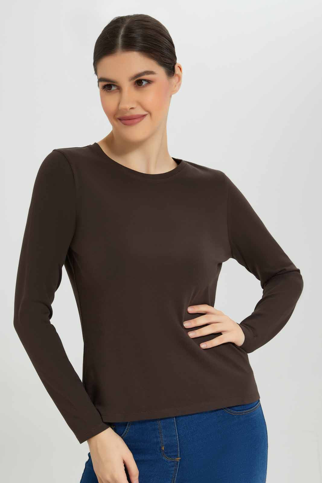 Redtag-Brown-Plain-Crew-Neck-Long-Sleeve-T-Shirt-Category:T-Shirts,-Colour:Brown,-Deals:New-In,-Dept:Ladieswear,-Filter:Women's-Clothing,-New-In-Women-APL,-Non-Sale,-Section:Women,-TBL,-W22B,-Women-T-Shirts-Women's-