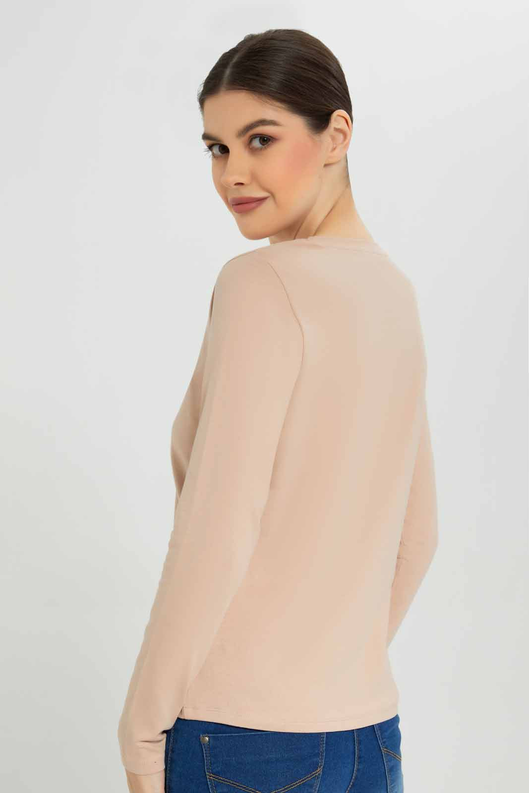 Redtag-White-Plain-Crew-Neck-Long-Sleeve-T-Shirt-Category:T-Shirts,-Colour:Beige,-Deals:New-In,-Dept:Ladieswear,-Filter:Women's-Clothing,-New-In-Women-APL,-Non-Sale,-Section:Women,-TBL,-W22B,-Women-T-Shirts-Women's-