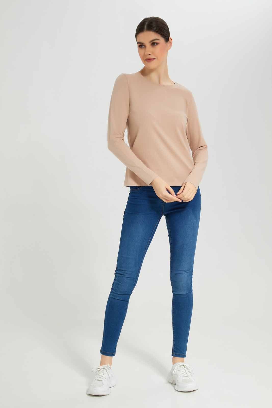 Redtag-White-Plain-Crew-Neck-Long-Sleeve-T-Shirt-Category:T-Shirts,-Colour:Beige,-Deals:New-In,-Dept:Ladieswear,-Filter:Women's-Clothing,-New-In-Women-APL,-Non-Sale,-Section:Women,-TBL,-W22B,-Women-T-Shirts-Women's-